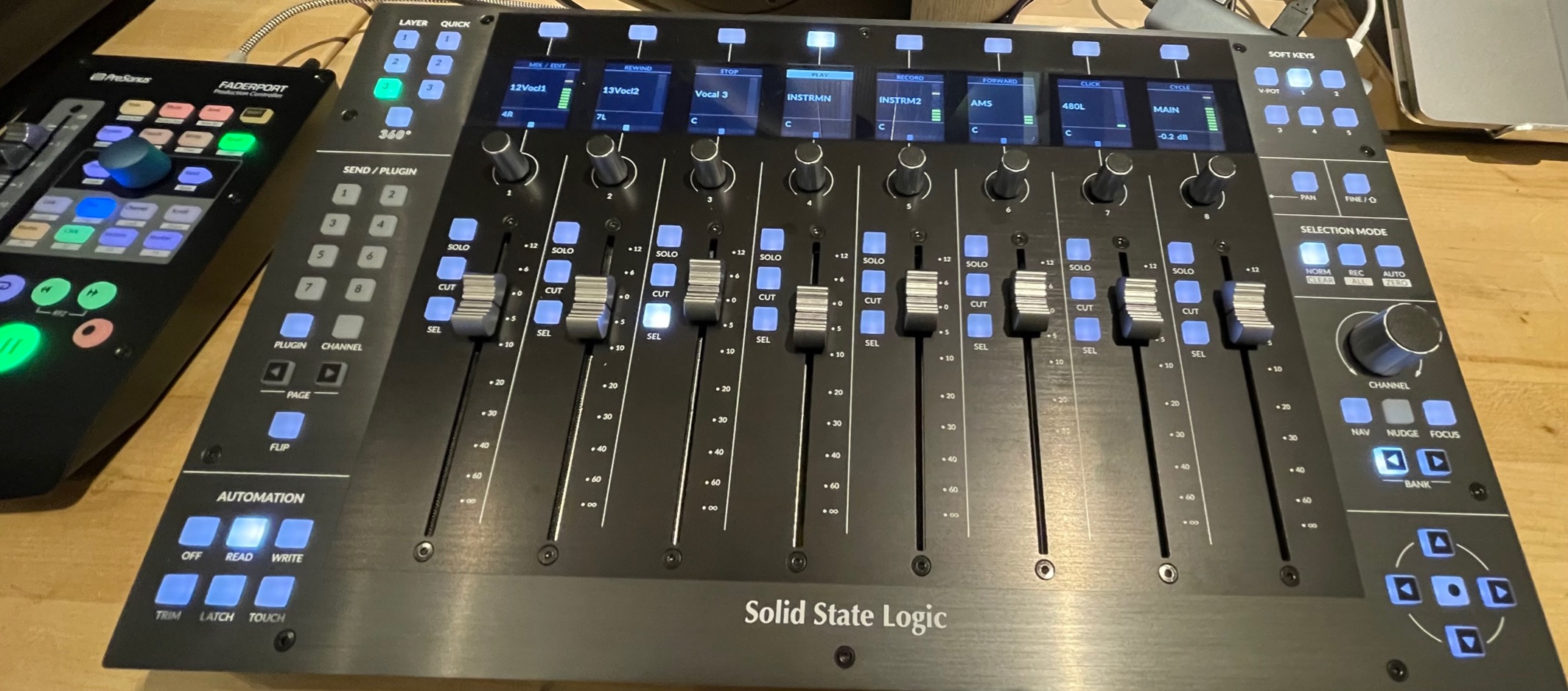 Solid State Logic UF8 Advanced DAW Controller customer photo 1