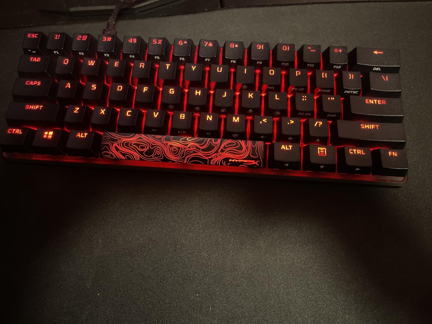 HyperX Alloy Origins 60 - Mechanical Gaming Keyboard, Ultra Compact 60% Form Factor, Double Shot PBT Keycaps, RGB LED Backlit, Linear HyperX Red Switch, Black customer photo 1