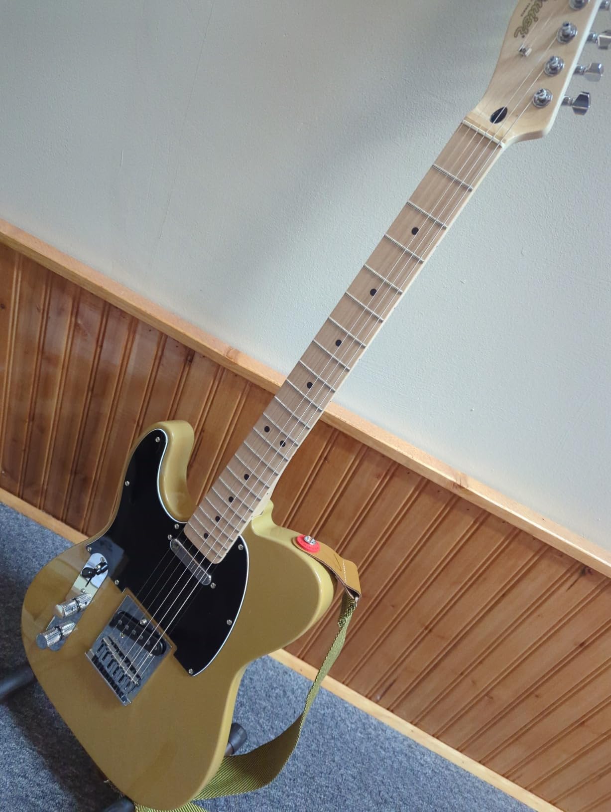 Squier Affinity Telecaster Electric Guitar, Left-Handed, Butterscotch Blonde customer photo 1