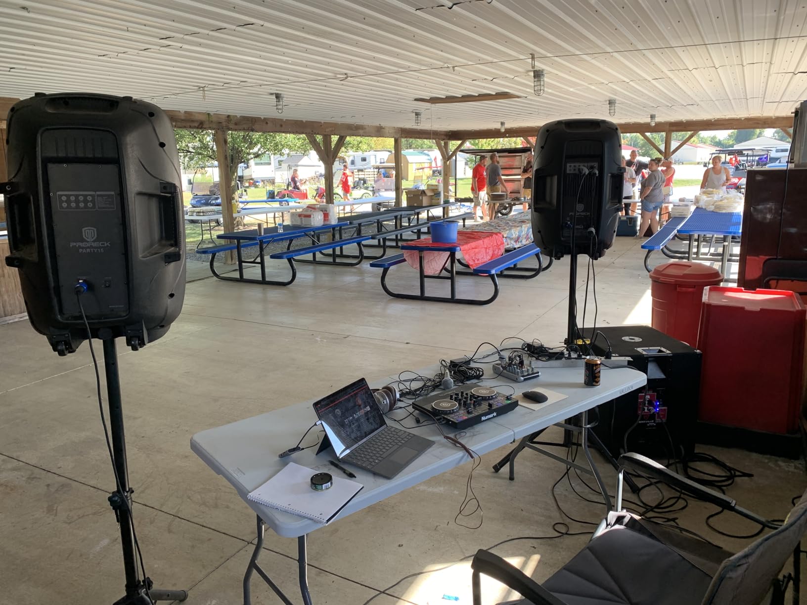 Numark Party Mix Live DJ Controller with Built-in Lights and Speakers customer photo 2