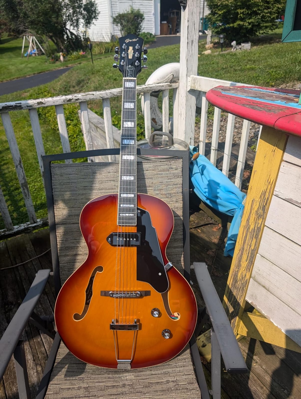 GROTE Jazz Electric Guitar Hollow Body Chrome Hardware P90 pickup (Vintage Sunburst) customer photo 1