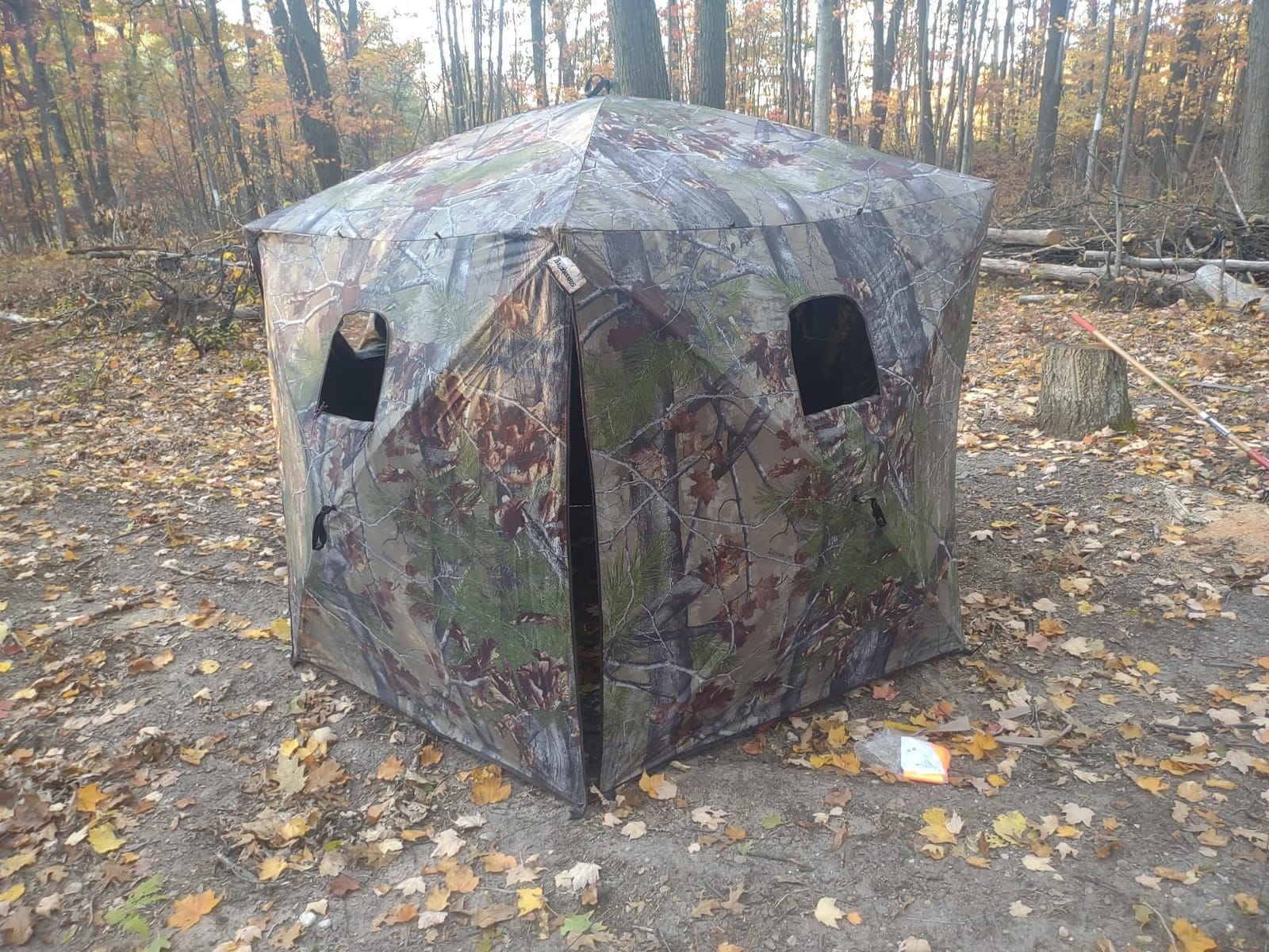 Barronett Blinds Feather Five, Portable Hunting Blind, Huge Interior, Lightweight, 4-Person, Bloodtrail Backwoods, 72 x 84 x 84 customer photo 2