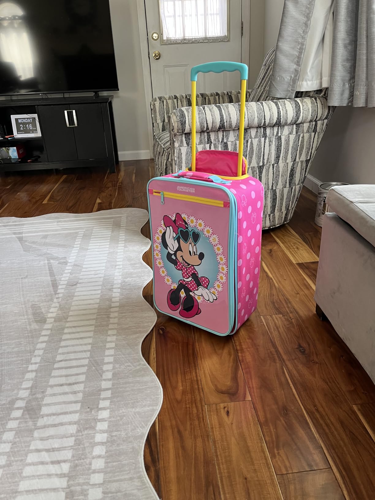 American Tourister Disney Softside Upright Luggage, Frozen, Carry-On 18-Inch customer photo 1