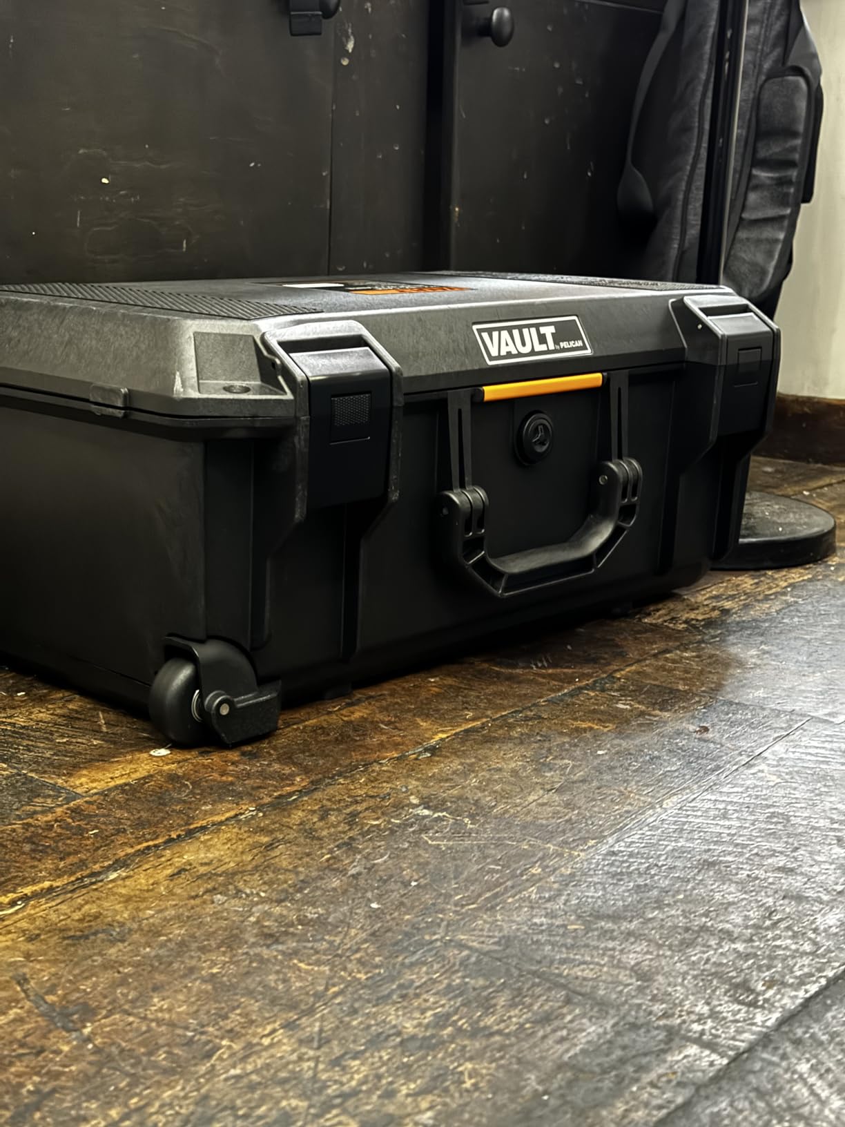 Pelican Vault V525 Hard Case (Camera, Pistol, Gear, Equipment) customer photo 1