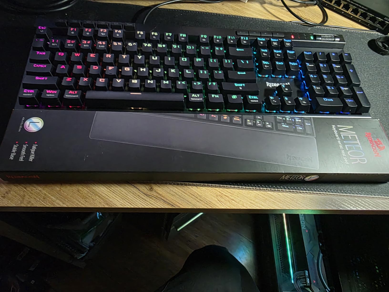 Redragon P037 Meteor L Computer Keyboard Wrist Rest Pad, Ergonomic Soft Memory Foam Wrist Support w/Anti-Slip Rubber Base, 100% 104 Keys Standard Size 17.12 x 2.87 in, 0.78 inch (20mm) Height, Black customer photo 1