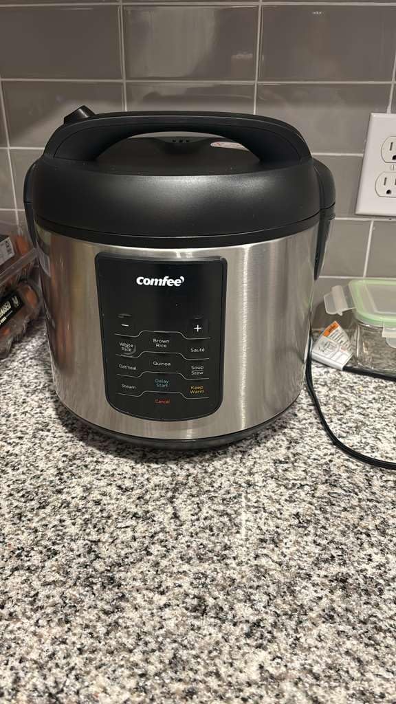 COMFEE' Large Rice Cooker with 8-Functions, 10-Cups Uncooked Rice customer photo 1