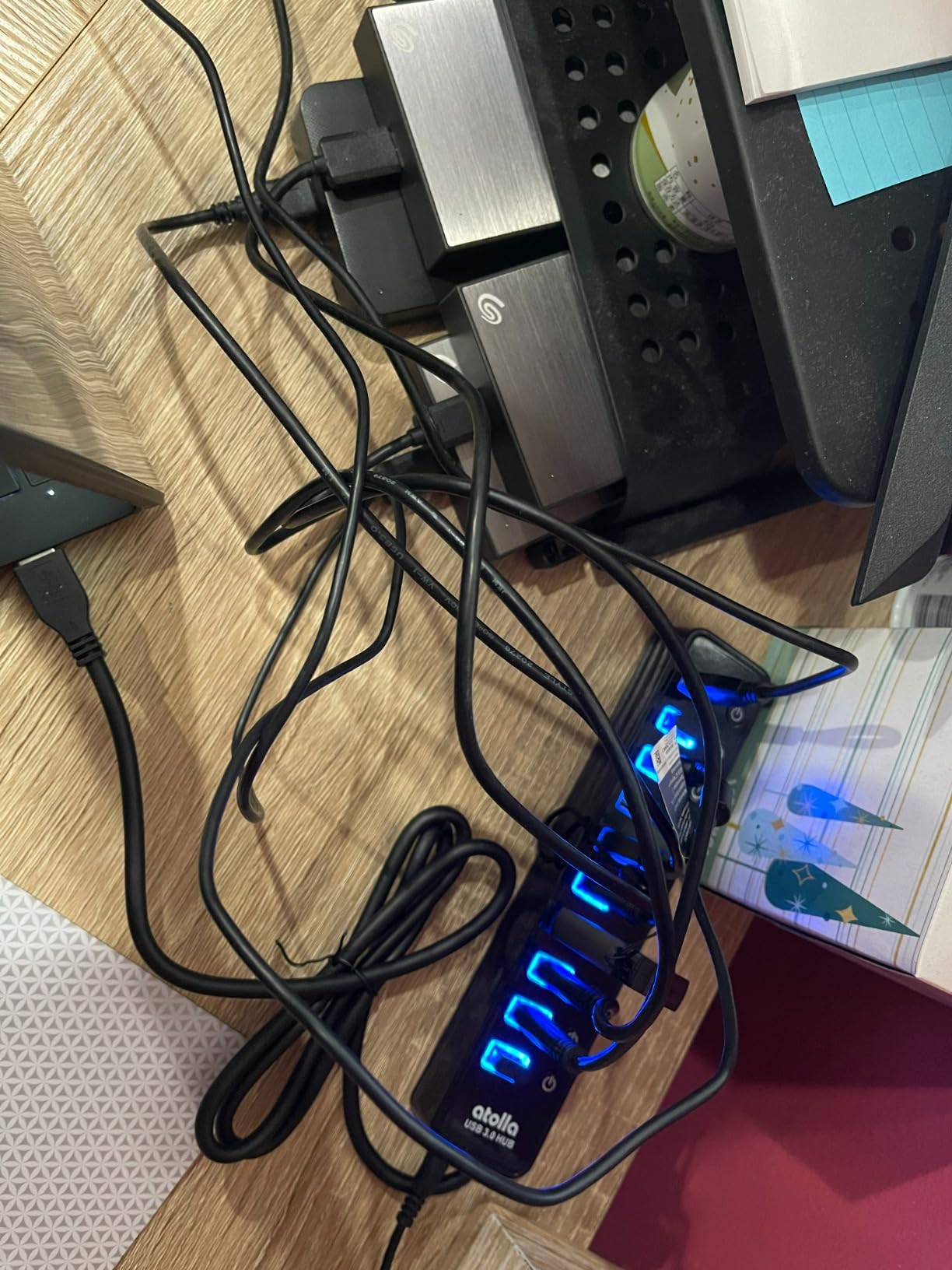 Powered USB 3.0 Hub, atolla 10 Ports USB Data Hub Splitter with Individual ON/Off Switches and 12V/2.5A Power Adapter USB Extension for Mouse, Keyboard, Hard Drive or More Devices customer photo 2