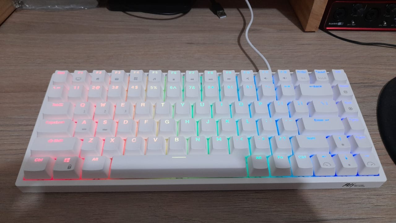 RK ROYAL KLUDGE RK84 Wireless RGB 75% Hot Swappable Mechanical Keyboard customer photo 1