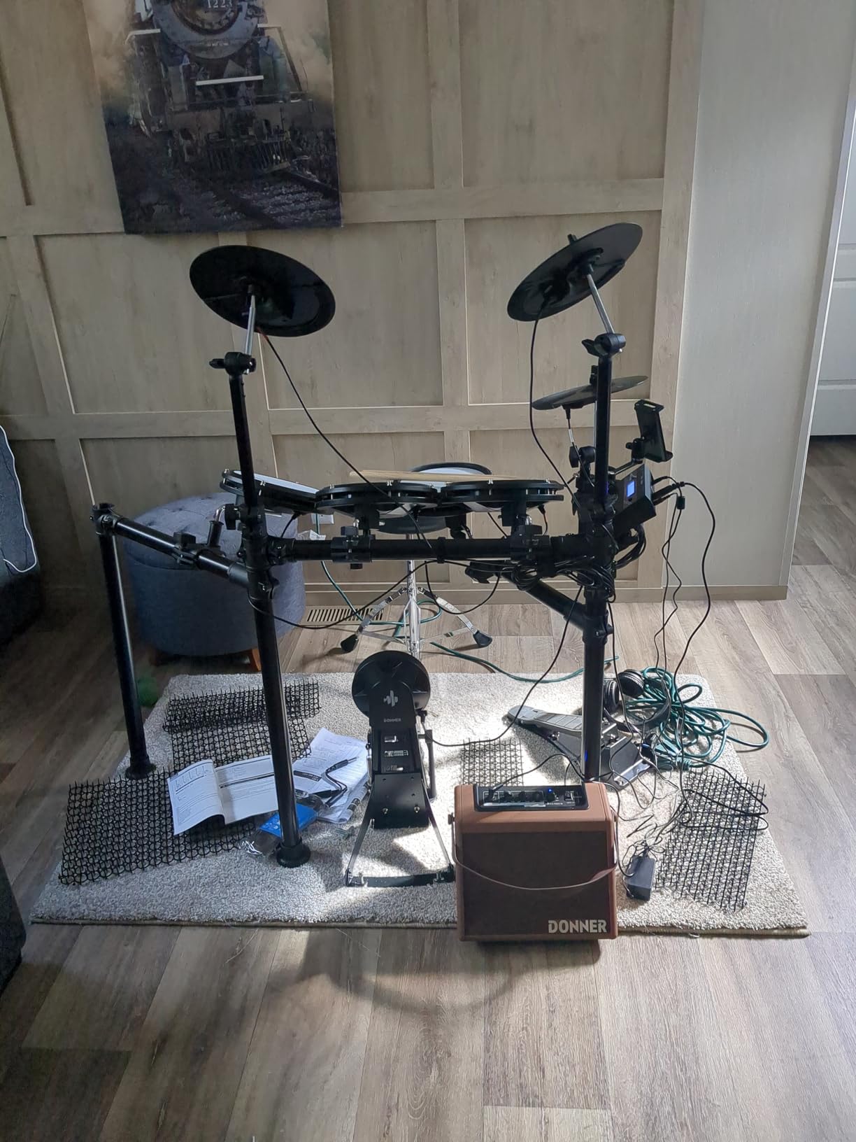 Donner Mini Electric Drum Amp 20W, Wireless Electronic Drum Amplifier Keyboard Speaker DDA-20 Portable for Home Practice customer photo 2
