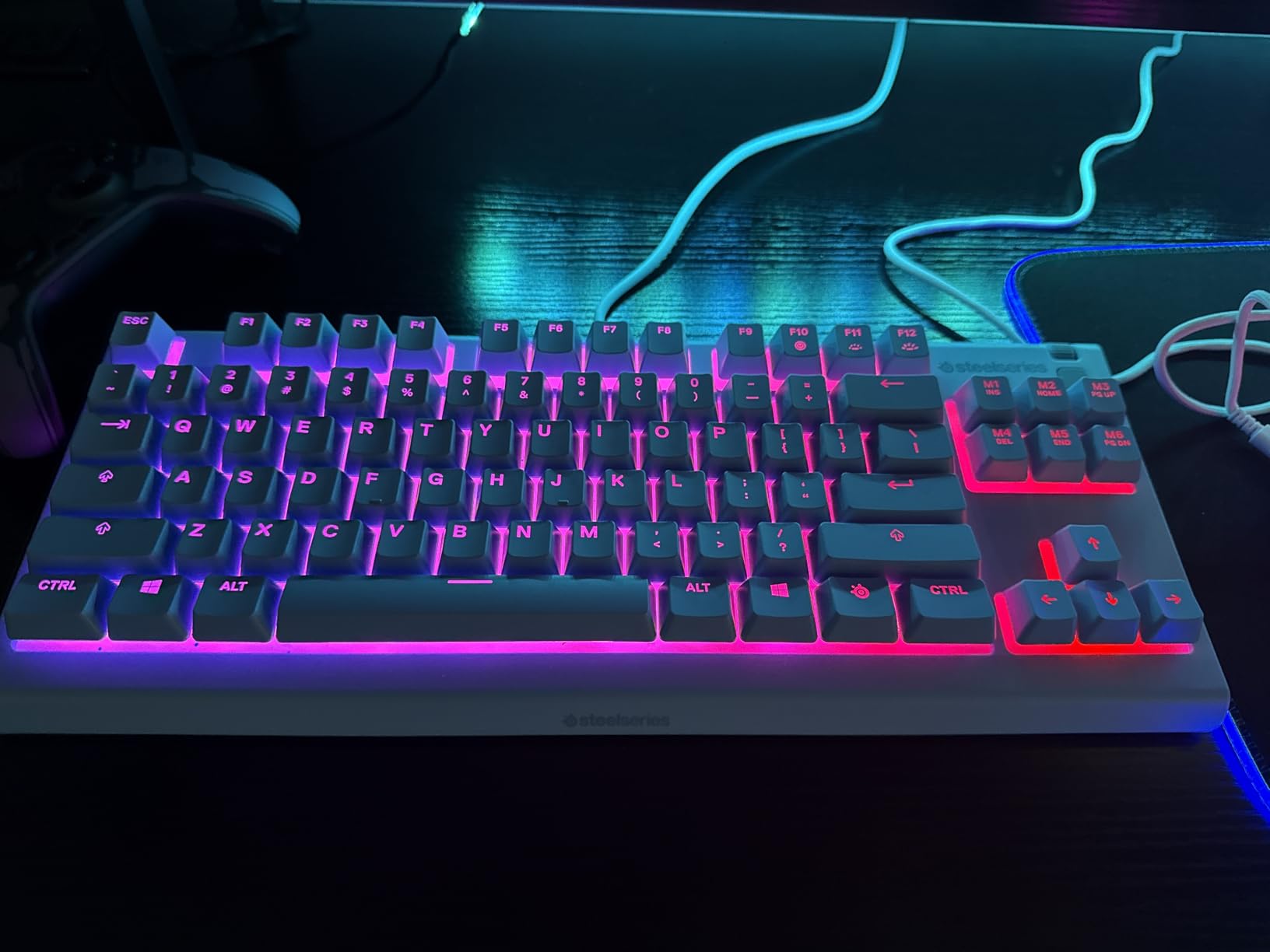 SteelSeries Apex 3 TKL RGB Gaming Keyboard – Tenkeyless Compact Form Factor - 8-Zone RGB Illumination – IP32 Water & Dust Resistant – Whisper Quiet Gaming Switch – Gaming Grade Anti-Ghosting,Black customer photo 1