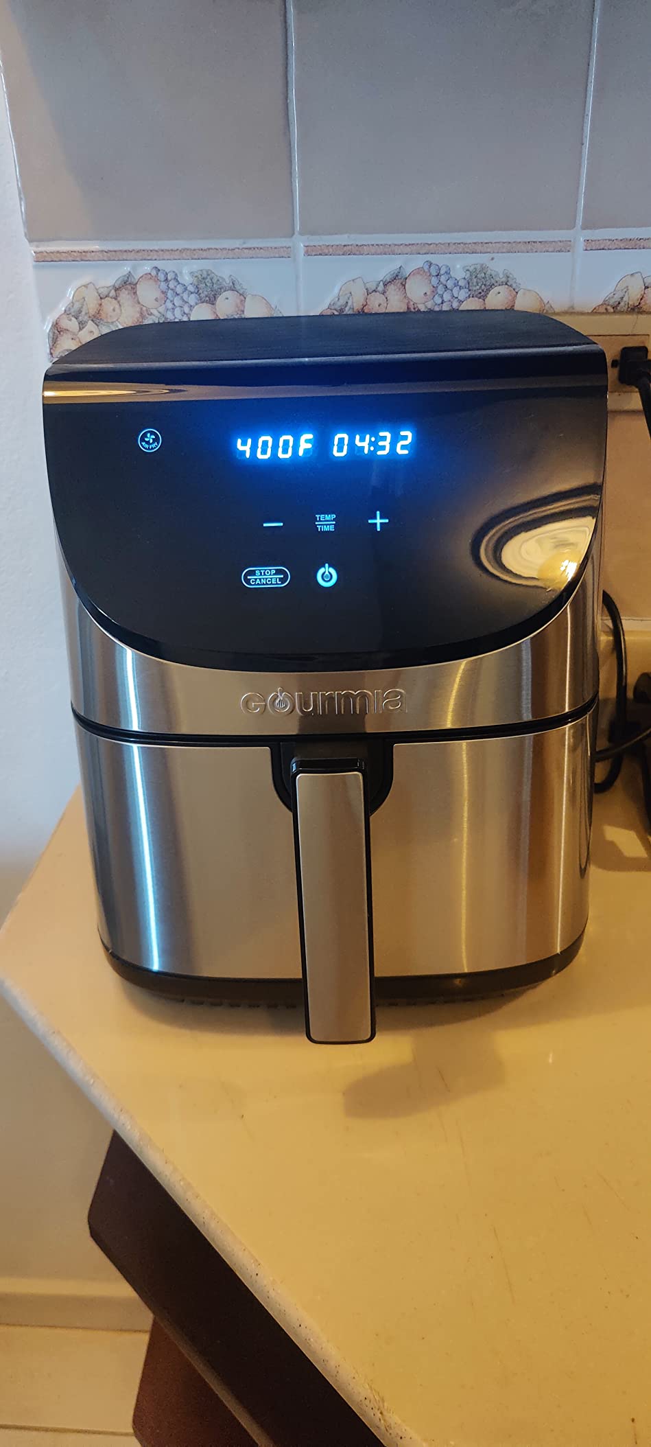 Gourmia Air Fryer - 8 Qt Extra Large Capacity, FryForce360, Digital Display with 12 Presets, Roast, Bake, Broil, Dehydrate, Stainless Steel customer photo 2