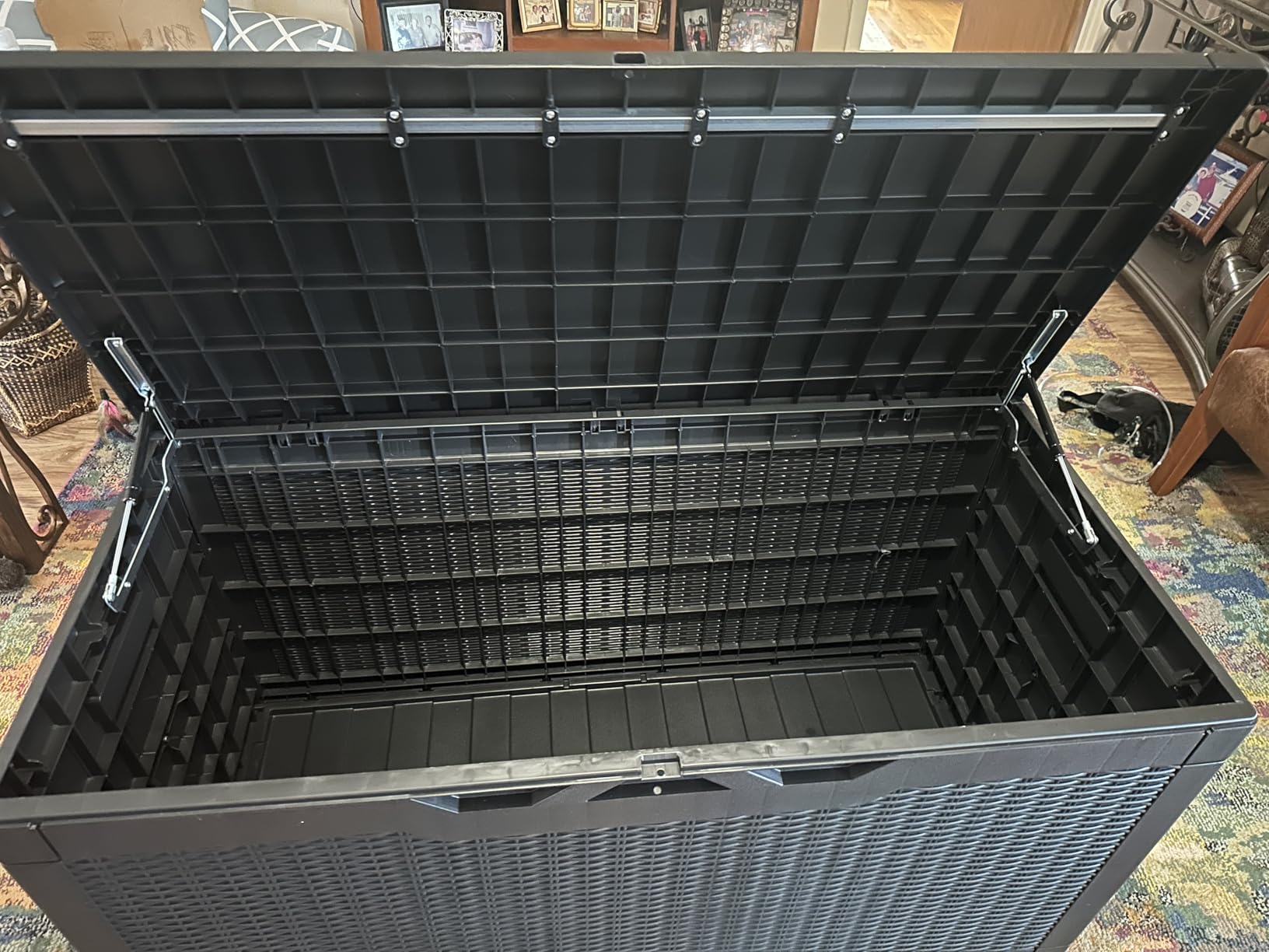 Devoko 100 Gallon Waterproof Resin Deck Box, Large Outdoor Storage Box | Indoor Outdoor Lockable Storage Container for Patio Furniture Cushions, Garden Tools & Pool Supplies customer photo 2