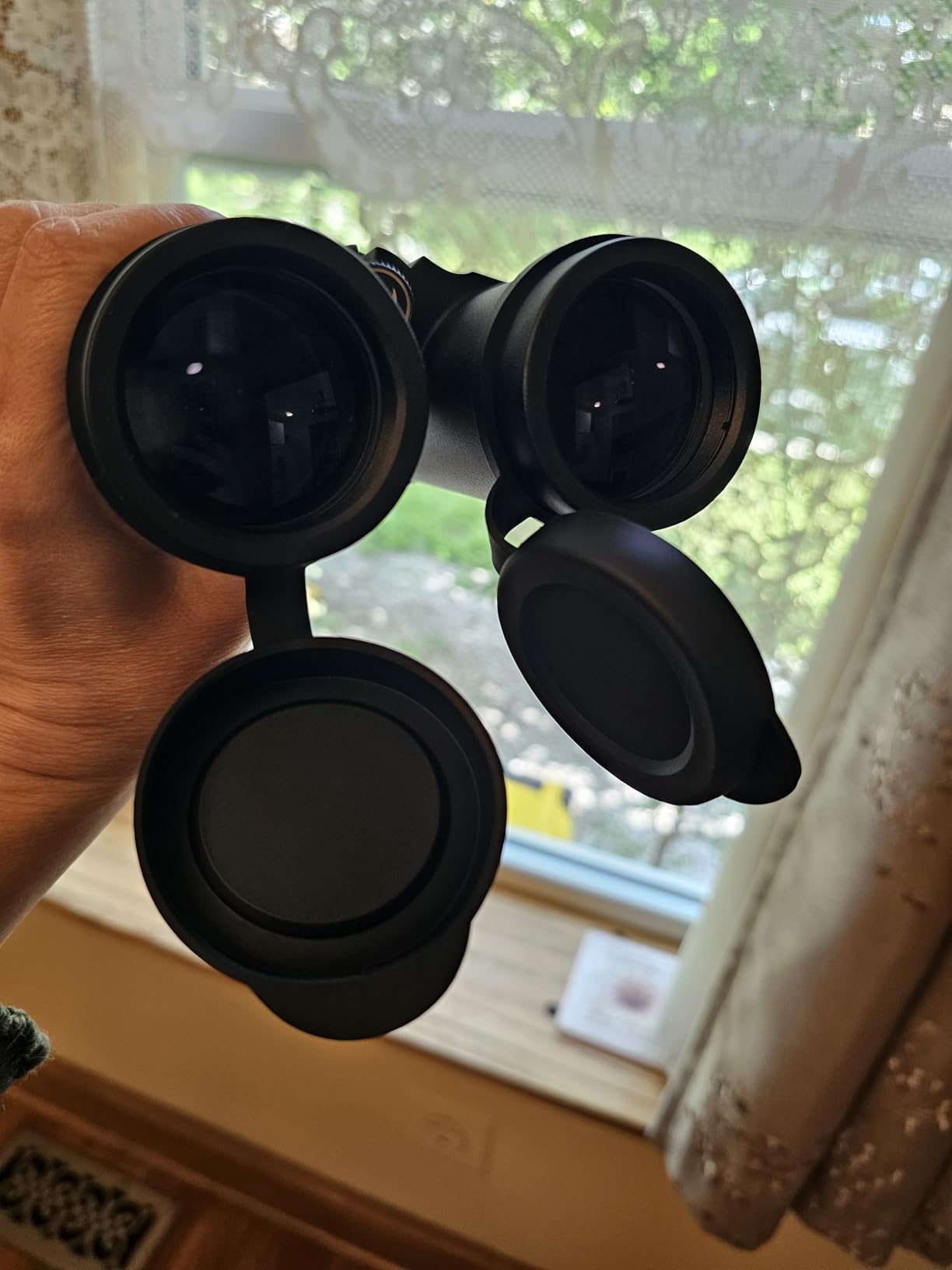 Gosky 10x42 Binoculars for Adults High Powered with Phone Adapter & Tripod | Super Bright, BAK4 Prism, IPX7 Waterproof, for Bird Watching Hunting Cruise Safari Travel Outdoor Sports Concert customer photo 2
