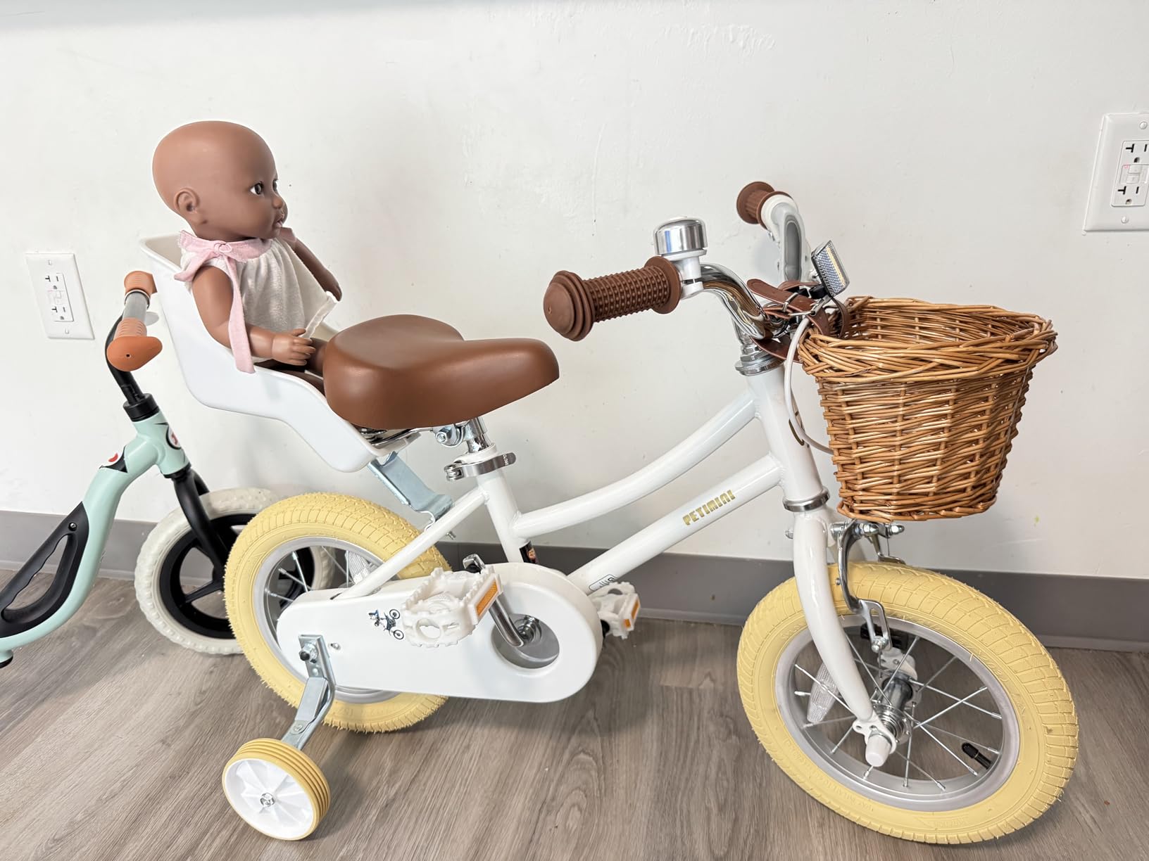 Petimini 12 14 16 18 20 Inch Kids Toddler Bike for Boys Girls | Wicker Basket & Bell, High Tensile Steel Frame, Training Wheels(12-18''), Retro Bike for Outdoor Riding customer photo 2