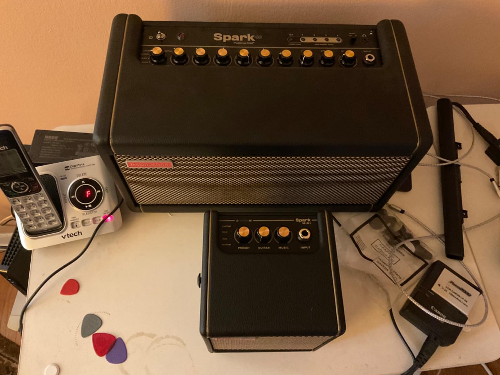 Positive Grid Spark MINI 10W Portable Smart Guitar Amp & Speaker (Black) customer photo 2