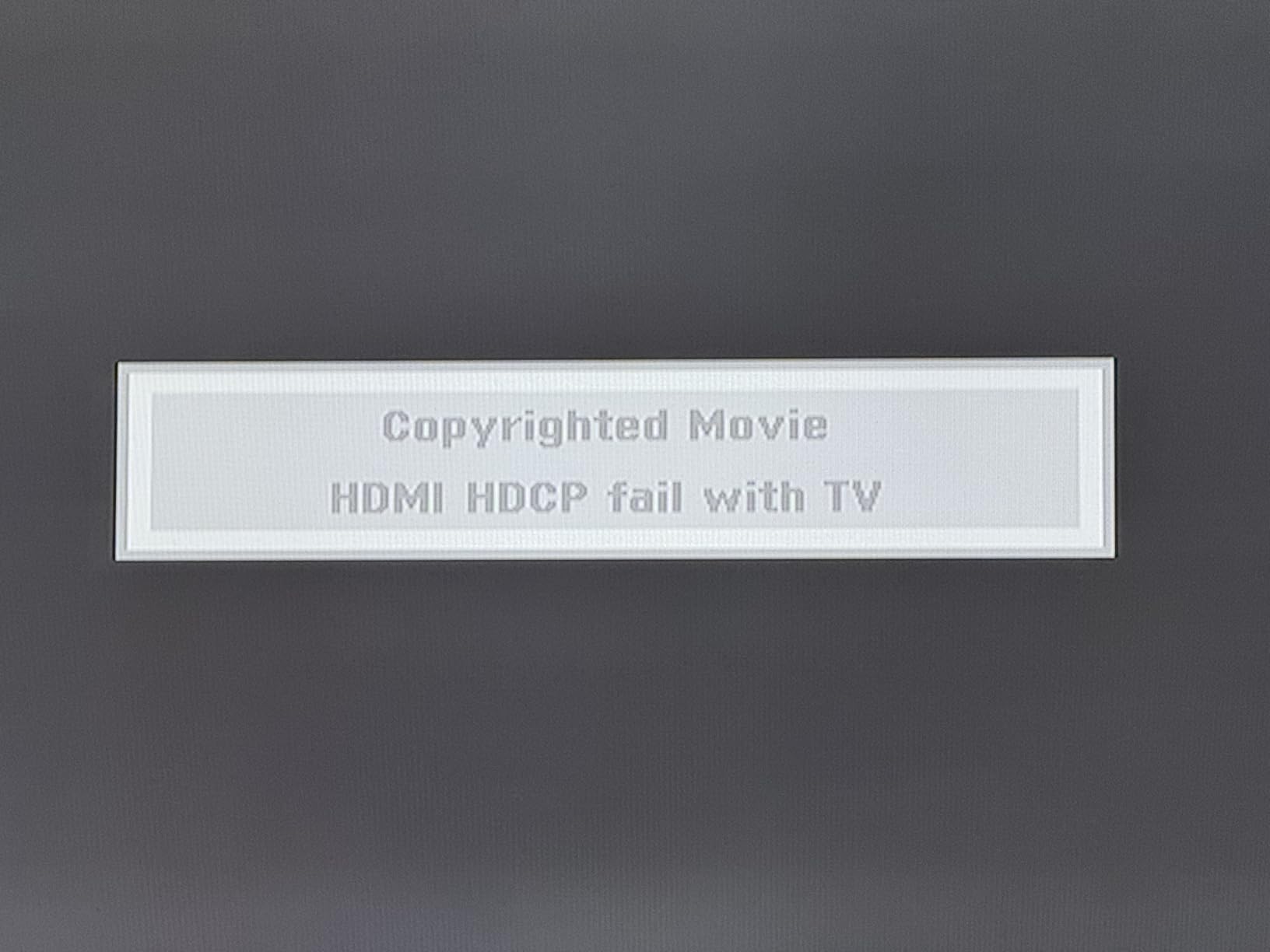 UGREEN HDMI Switch 5 in 1 Out, 4K@60Hz, with Remote, HDR, VRR, 3D, Black | HDCP 2.2, CEC, HDMI Splitter, Compatible with PS5/4, Xbox, Switch 2, Roku TV, Fire Stick, Laptop, Ideal for Gaming, Working customer photo 2