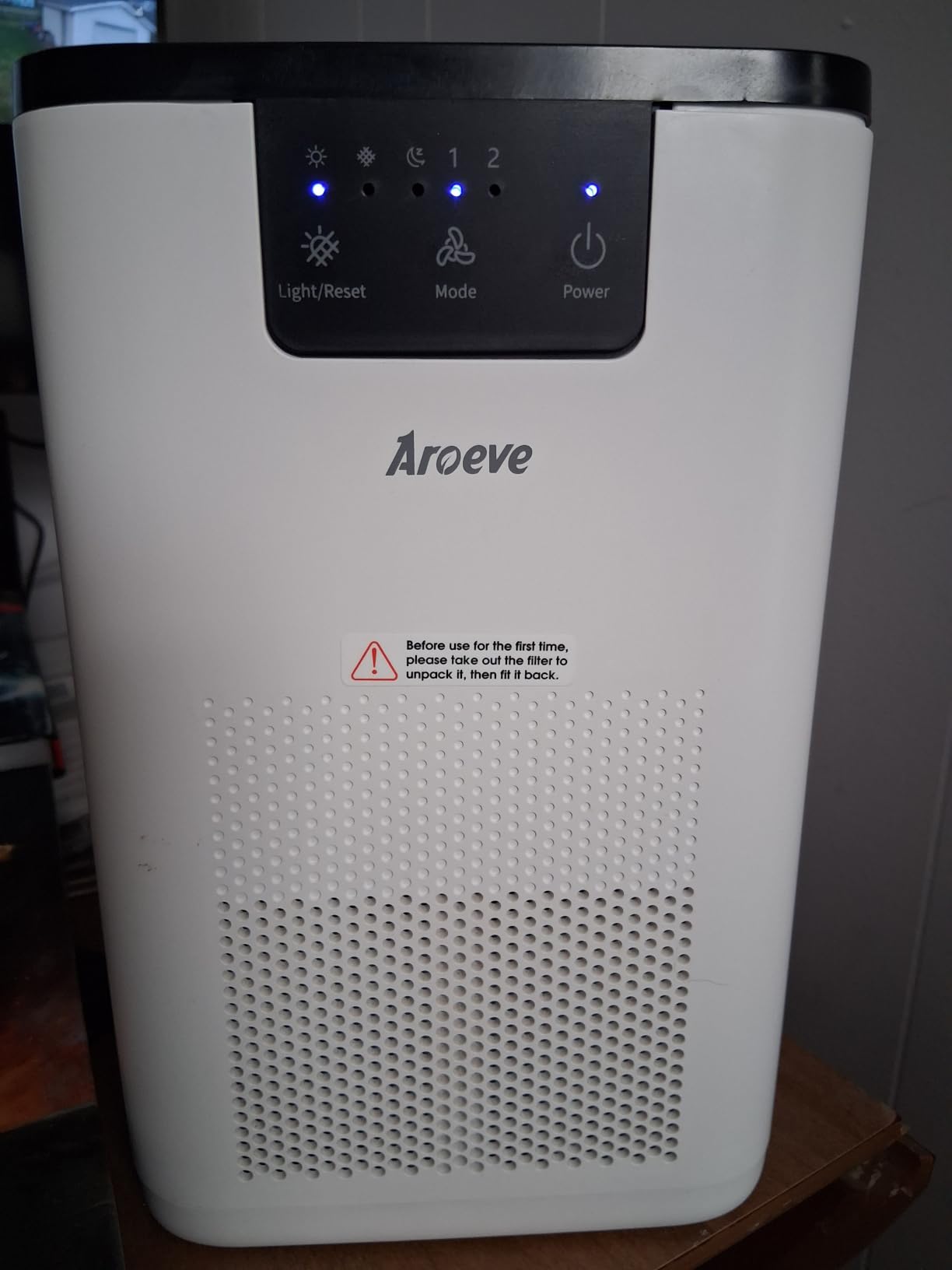 AROEVE Air Purifiers for Bedroom Air Purifier With Aromatherapy Function For Pet Smoke Pollen Dander Hair Smell 20dB Air Cleaner For Bedroom Office Living Room, MK06- White customer photo 1