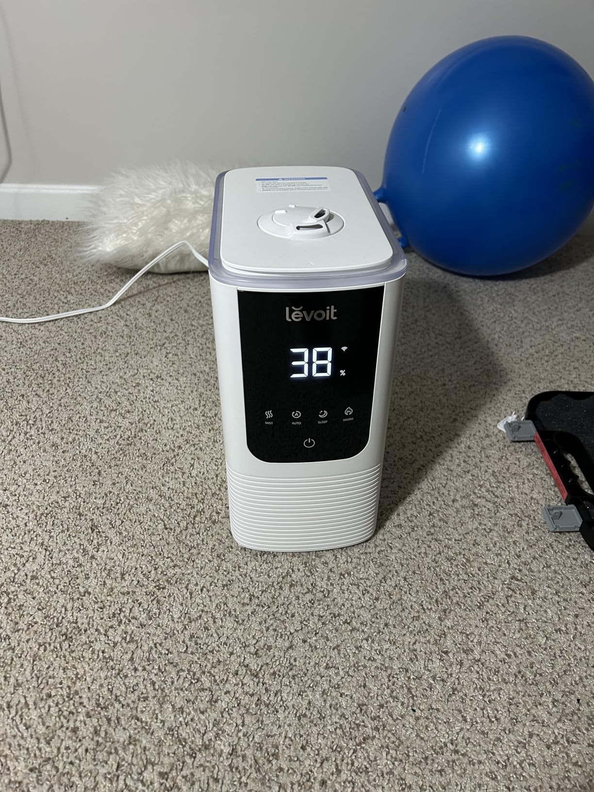 Levoit Humidifiers for Bedroom, Smart Warm and Cool Mist, 4.5L Top-Fill Tank Runs 45H, 26dB Quiet for Baby customer photo 1