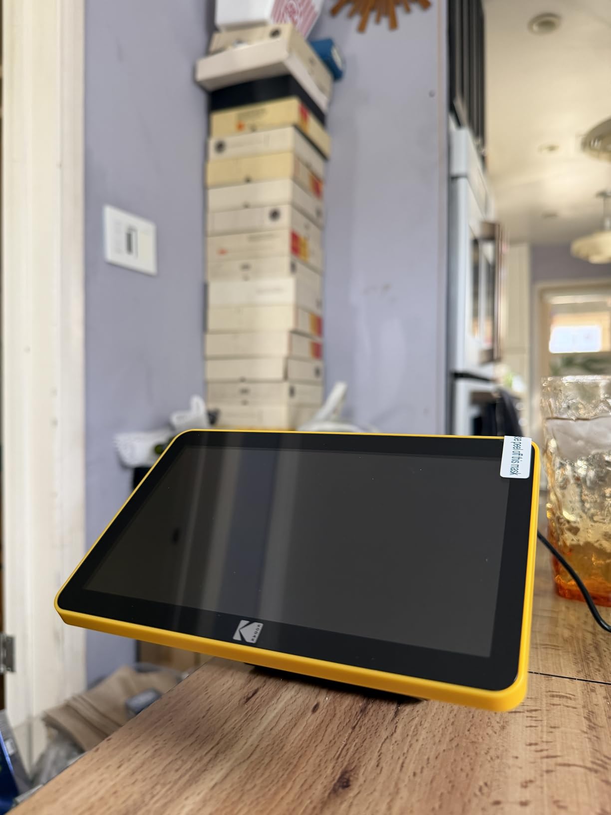 KODAK Slide N Scan Max Digital Film Scanner - Black/Yellow - Tiltable 7-Inch LCD with Gallery Mode & Photo Scanner Preview - Quick-Feed Tray for Slide Digitizer customer photo 2