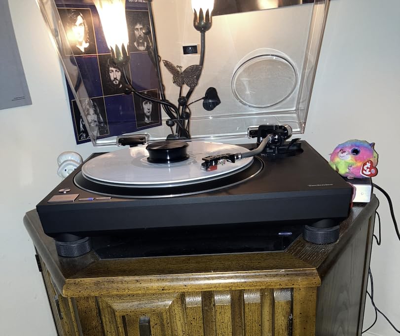 Technics Turntable, Premium Class HiFi Record Player with Coreless Direct, Stable Playback, Audiophile-Grade Cartridge and Auto-Lift Tonearm, Dustcover Included - SL-100C, Black (SL-100C-K) customer photo 1