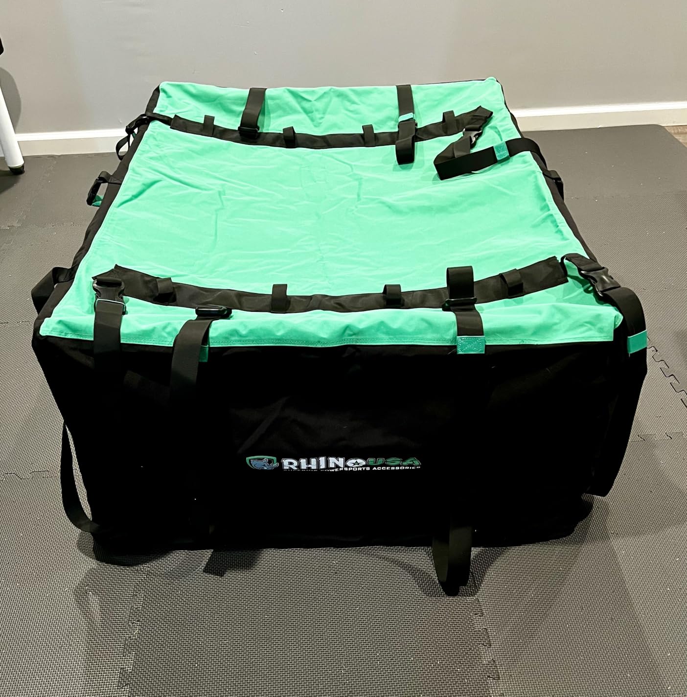 Rhino USA Rooftop Cargo Carrier Bag - 17.7 Cu Ft Waterproof Roof Storage | Waterproof Rooftop Bag, 17.7 Cu Ft. For Car Roof Racks. Heavy Duty Zippers, Lock Included. Car Top Carrier for Road Trips. customer photo 2
