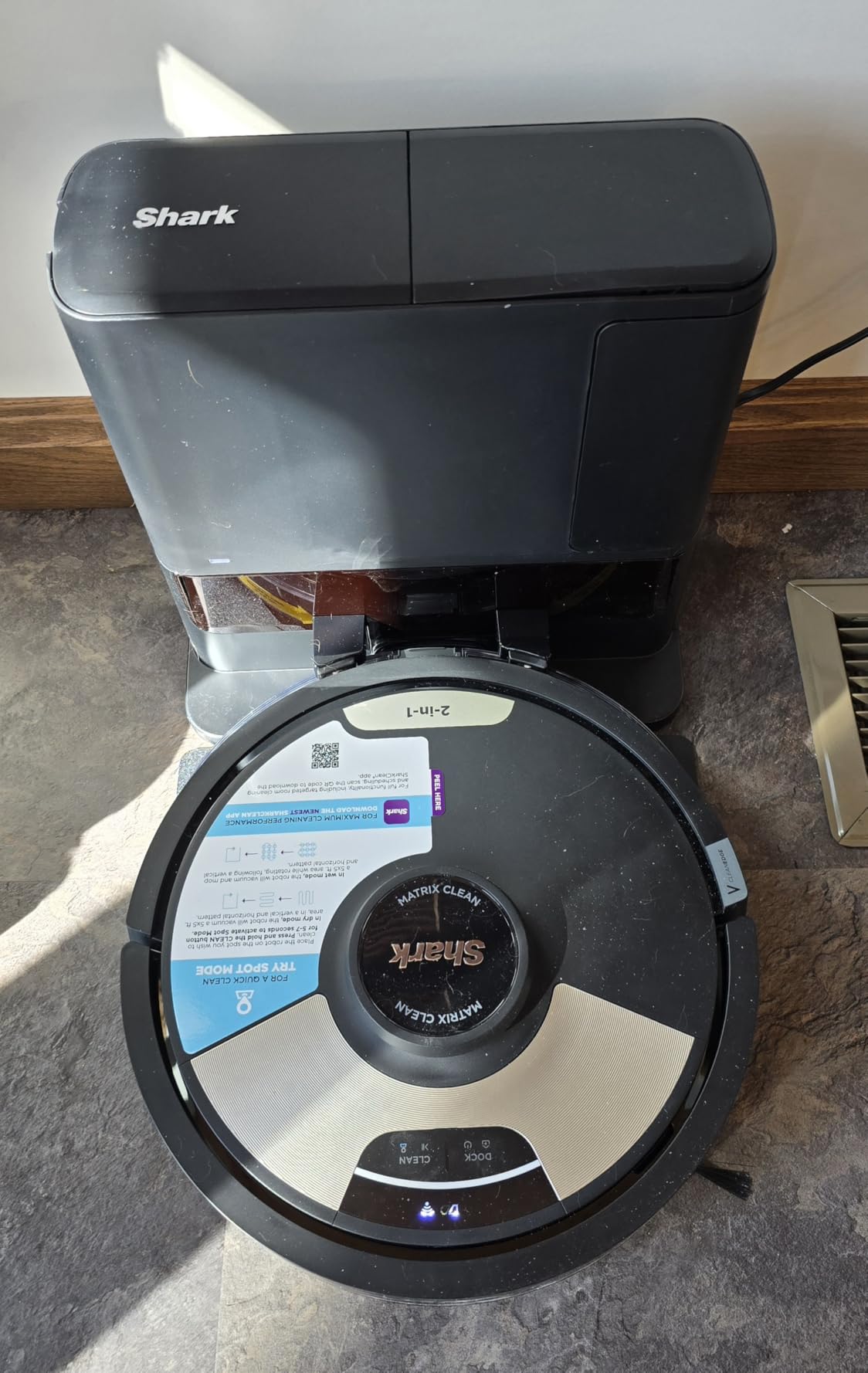 Shark Matrix Plus 2-in-1 Robot Vacuum & Mop, AV2610WA | Sonic Mopping, Matrix Clean, HEPA 60-Day Self-Empty Base, 360° LiDAR Mapping customer photo 2