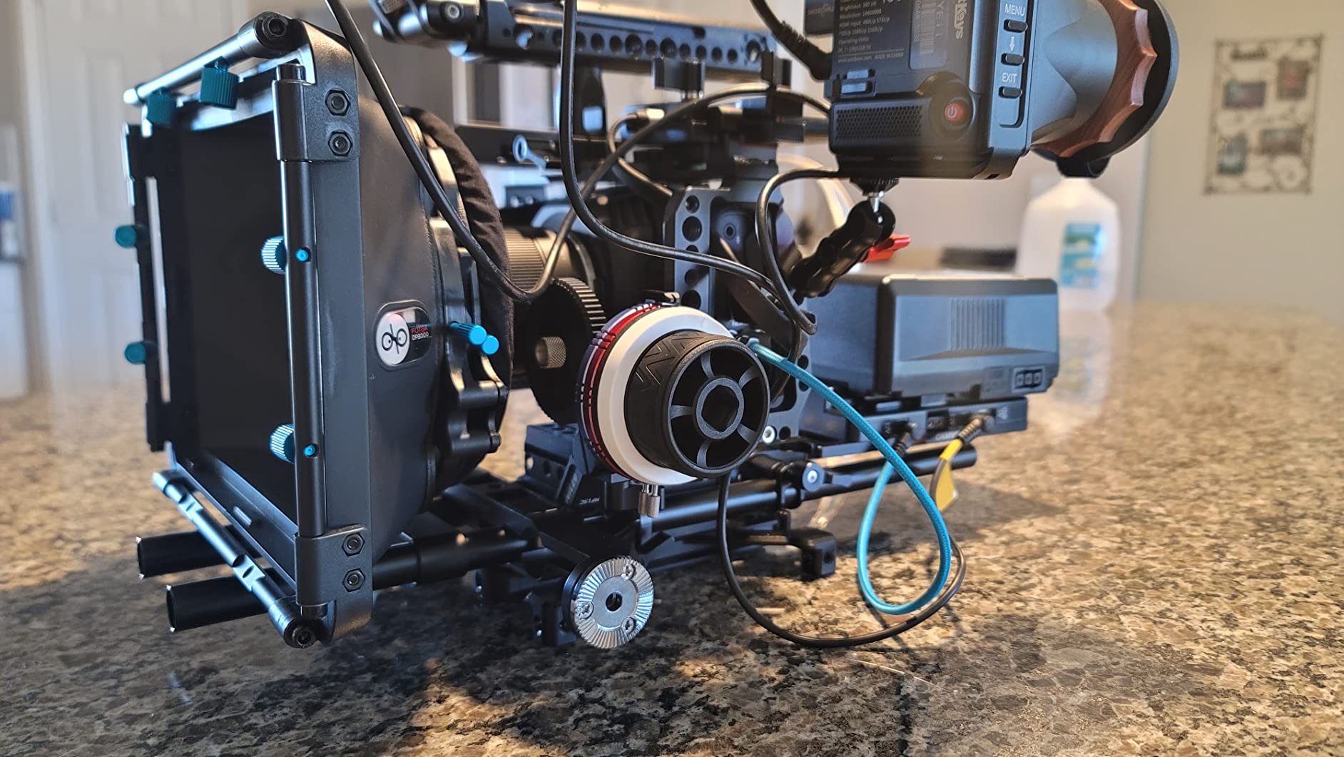 Nitze Mini Follow Focus, with 15mm Rod and Rod Clamp, Gear Ring Belt, 3 Reversible Drive Gears and 2 Marking Disks, Supports A/B Hard Stops and 360 Degree Infinity Zoom - MF15C customer photo 1