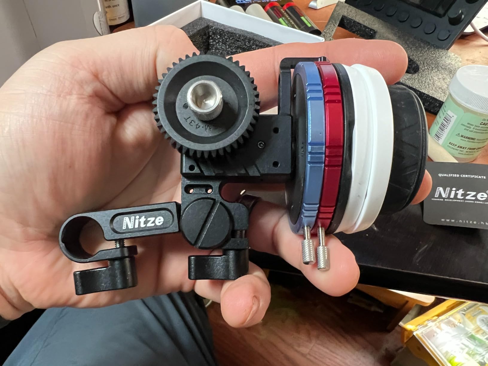 Nitze Mini Follow Focus, with 15mm Rod and Rod Clamp, Gear Ring Belt, 3 Reversible Drive Gears and 2 Marking Disks, Supports A/B Hard Stops and 360 Degree Infinity Zoom - MF15C customer photo 2