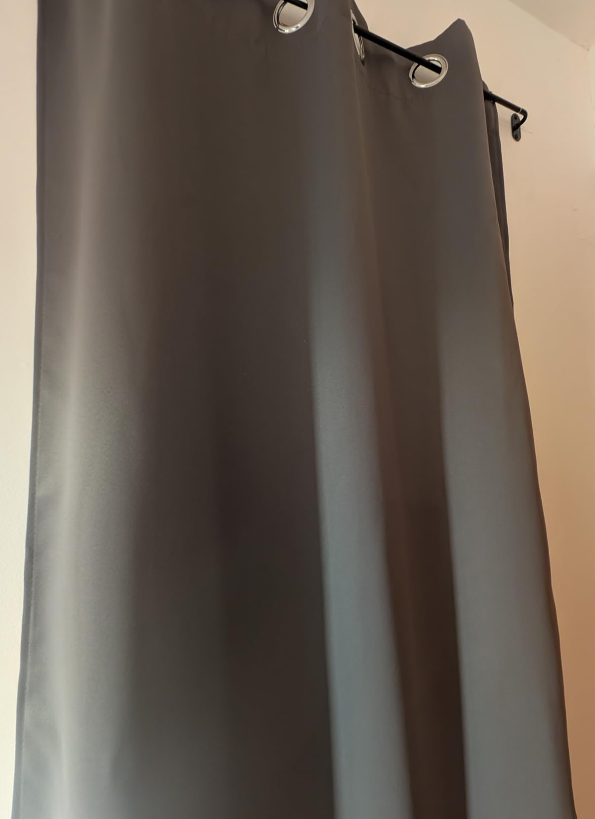 OGHom Steamer for Clothes, Handheld Clothing Steamer for Garment, 240ml Big Capacity 700W Portable Travel Steam Iron (Only for 120V) customer photo 1