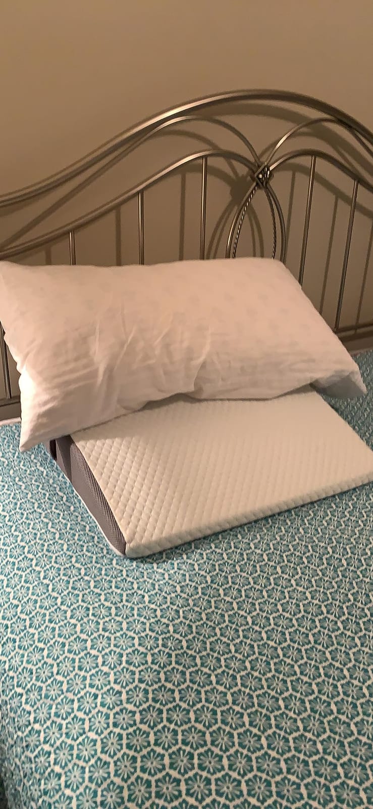 Cozymaker 7.5-inch Bed Wedge Pillow for Sleeping Back Support Pain Relief | Cooling Memory Foam Incline Wedge for Sleeping After Surgery, Gerd Acid Reflux, Neck Pain, Snoring, Removable Washable Cover customer photo 2