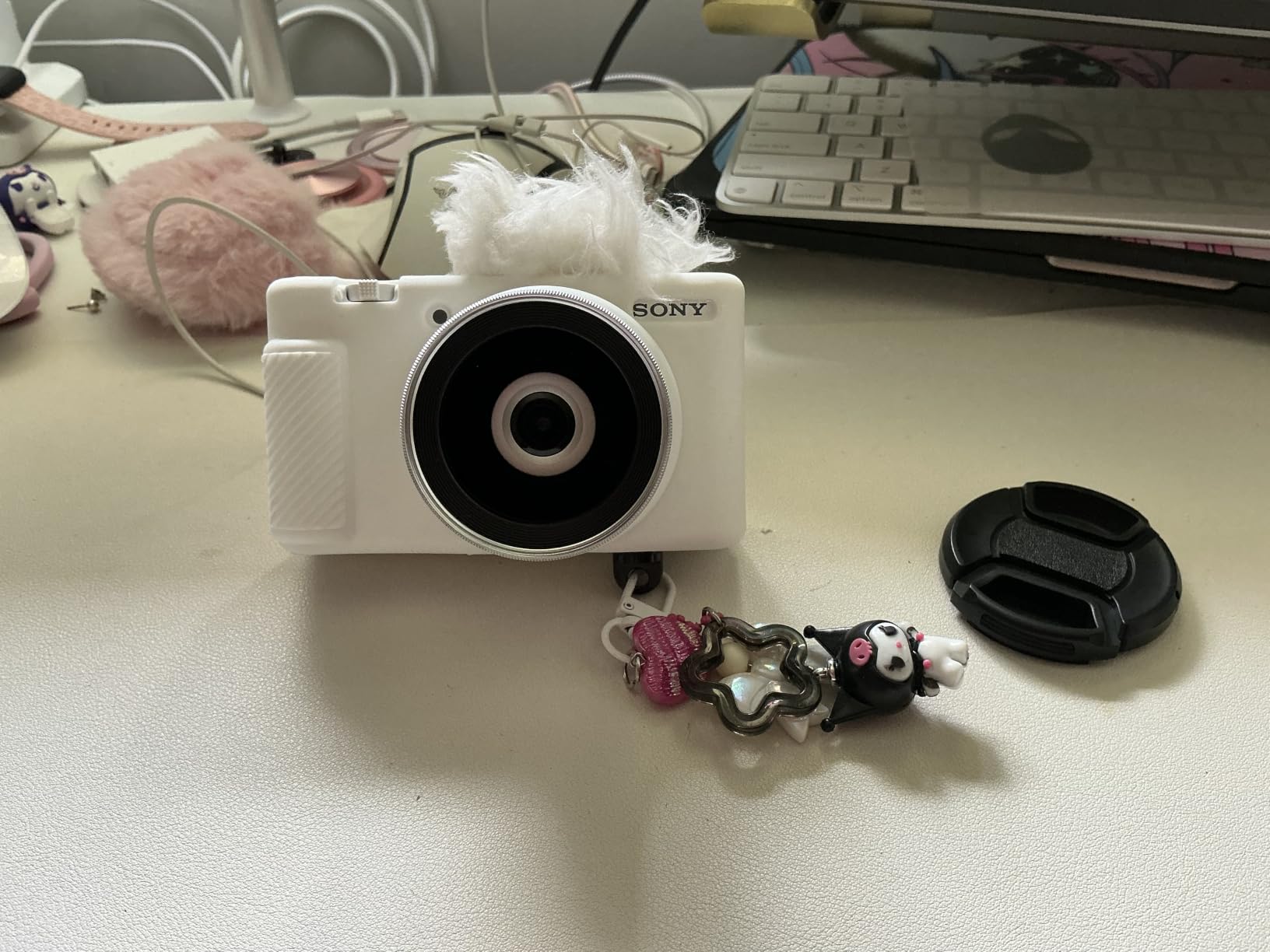 Sony ZV-1F Compact Digital Camera 4K Video White | Vlog Camera for Content Creators and Vloggers customer photo 2