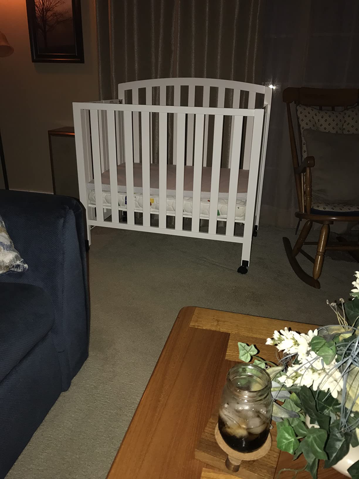 Davinci Dylan Folding Portable 3-in-1 Convertible Mini Crib in Ebony, Greenguard Gold Certified customer photo 2