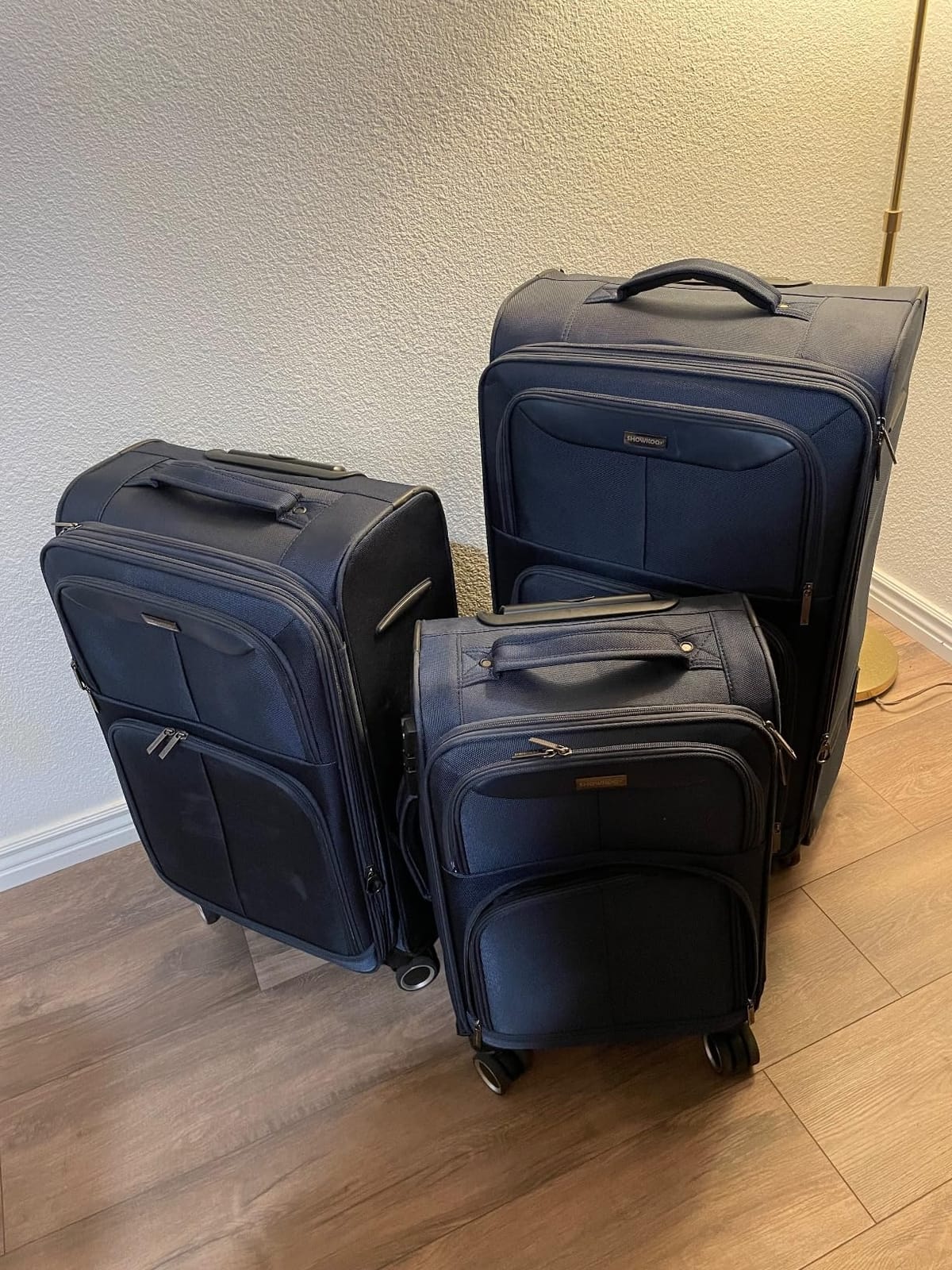SHOWKOO Luggage Sets 3 Piece Softside Expandable Durable Suitcase Sets | Durable Oxford Fabric; Lightweight; 360°Double Spinner Wheels; TSA Lock; YKK Zippers; Royal Blue (20in/24in/28in) customer photo 2
