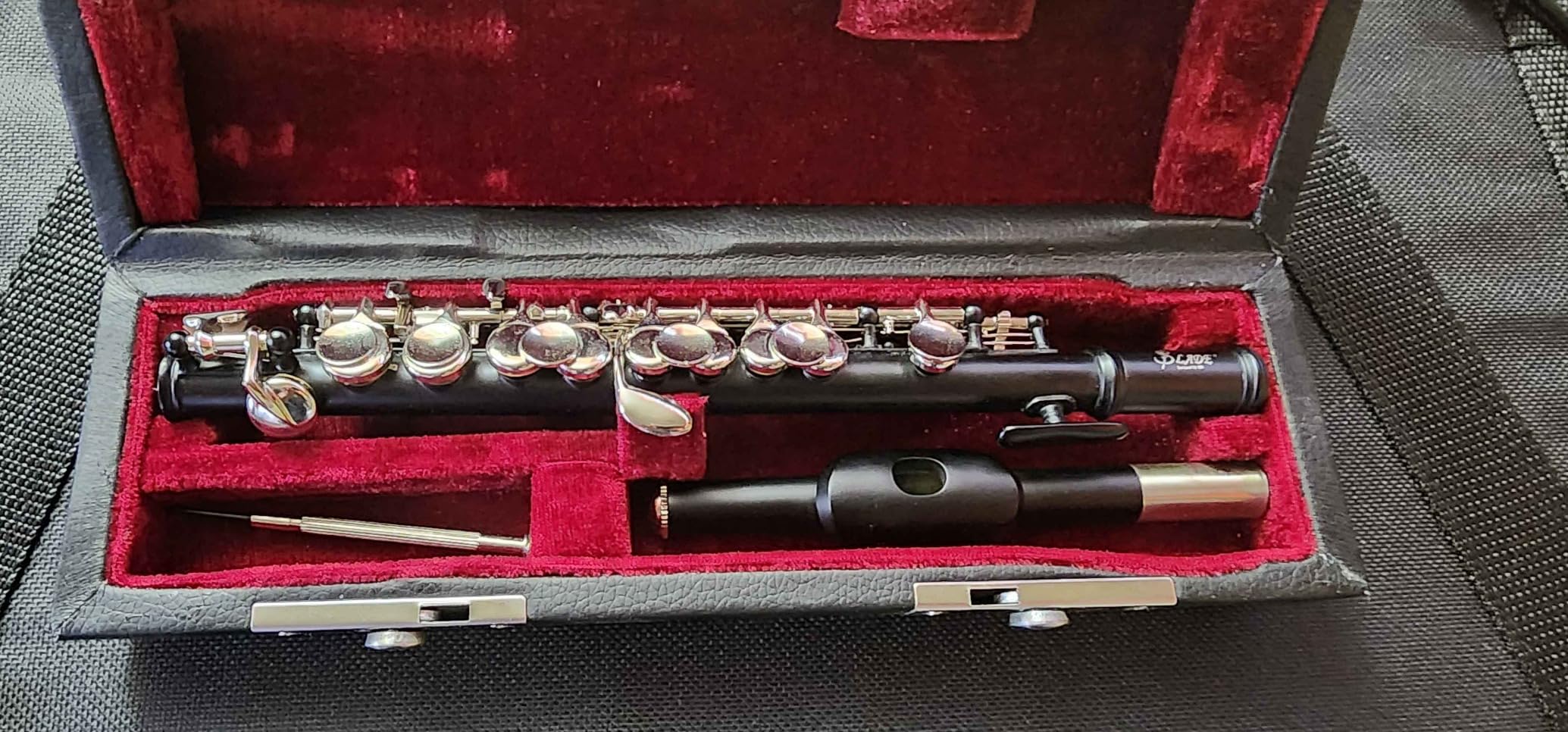 C Key Piccolo Flute, 2-Piece Black Piccolo with Shockproof Hard Case & Cleaning Kit, Bright Clear Tone, Detachable, Full Maintenance Kit for Beginners & Band Practice(Black) customer photo 1