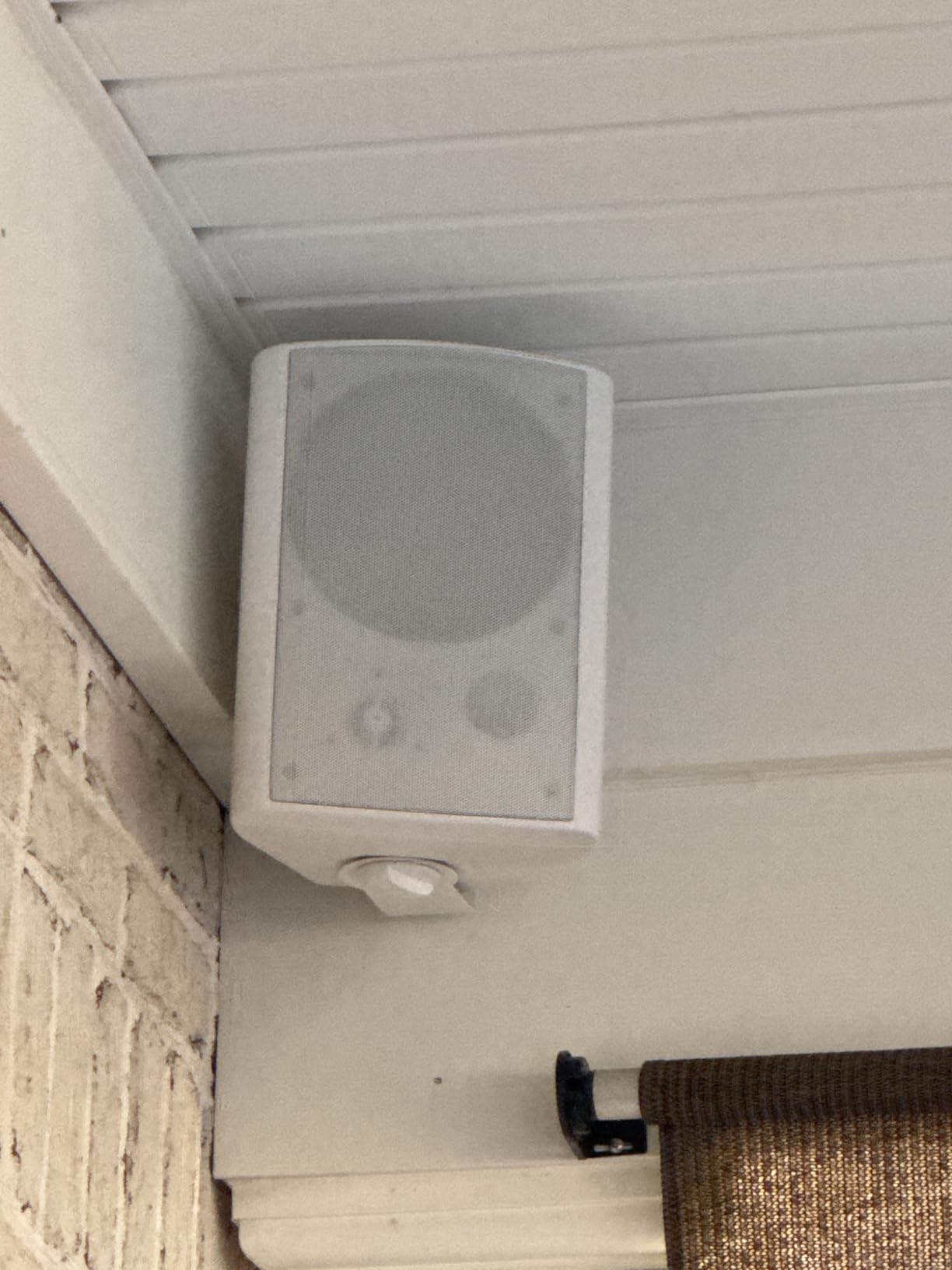 STUDIOFINIX 6.5 Inch 400W Outdoor Speakers Wired Waterproof Passive, Wall Mount Speakers for Patio Home Garage Pool (White) customer photo 2