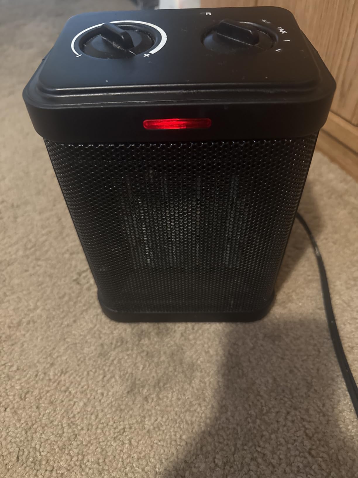 Space Heater for Indoor Use, 1500W PTC Ceramic Heater with Thermostat, Small Space Heater 2S Rapid Heating, 3 Modes, Electric Portable Heater with Safety Protection for Bedroom, Quiet Office customer photo 1