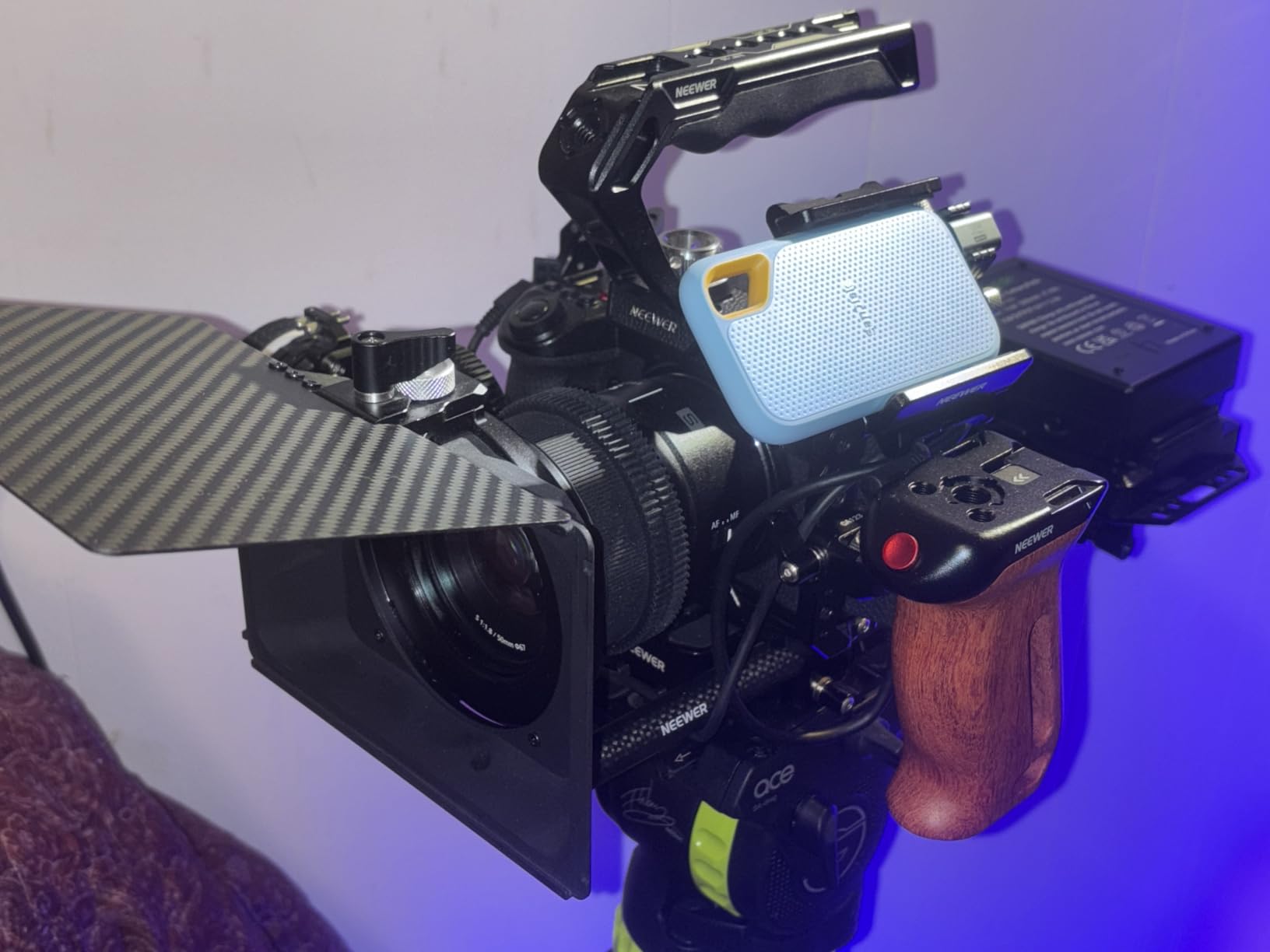 NEEWER Mini Follow Focus with A/B Stops, Lens Gear Ring, 15mm Rod & Rod Clamp for Cinema Camera, DSLR/Mirrorless Camera, Compatible with Lens Diameter Up to 114mm, PG001 customer photo 1