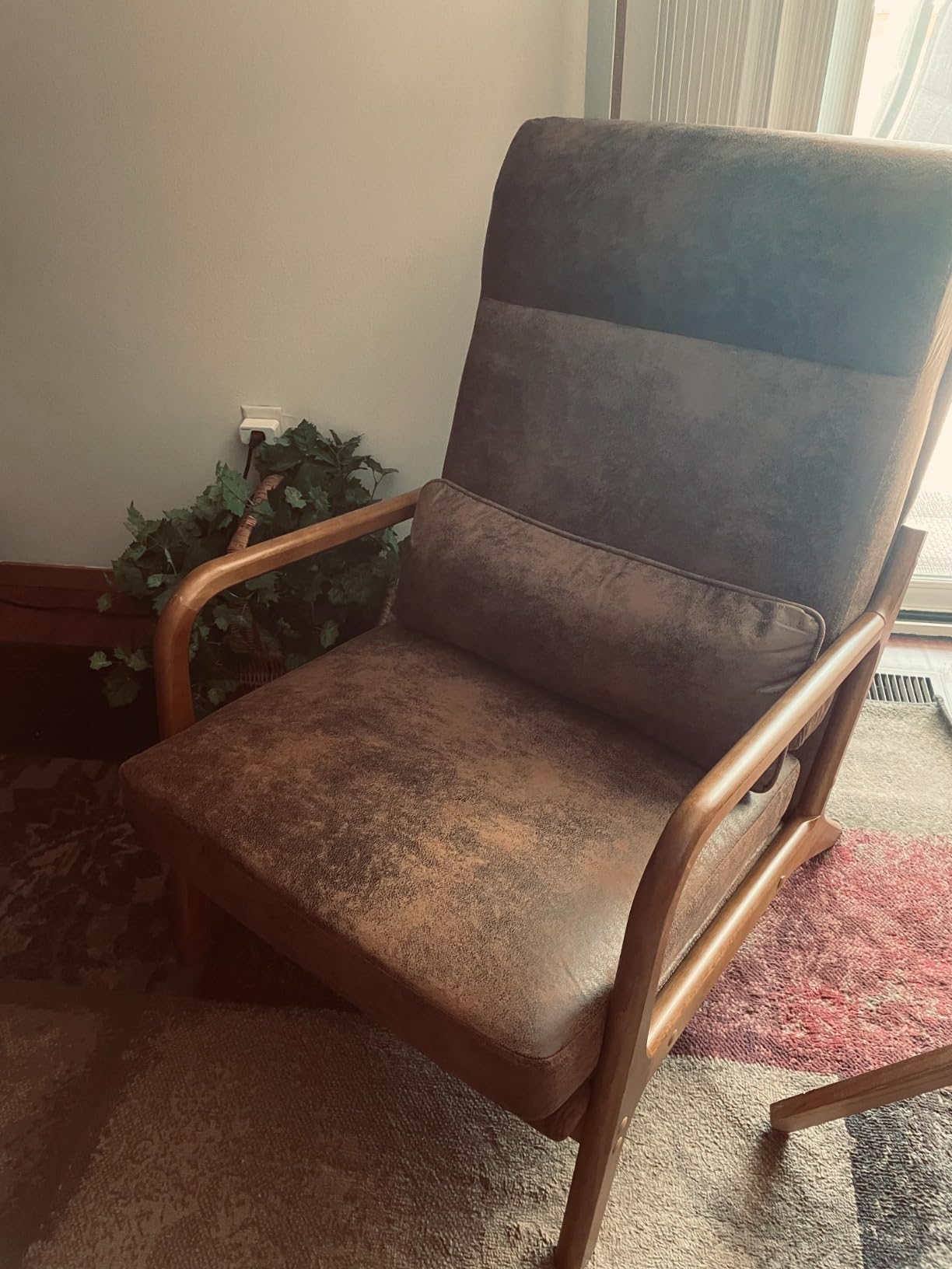 Karl home Accent Chair High Back Mid-Century Modern, Bronzing Cloth Upholstered, Walnut Color Solid Rubber Wood Frame, Soft Cushion with Pillow customer photo 2