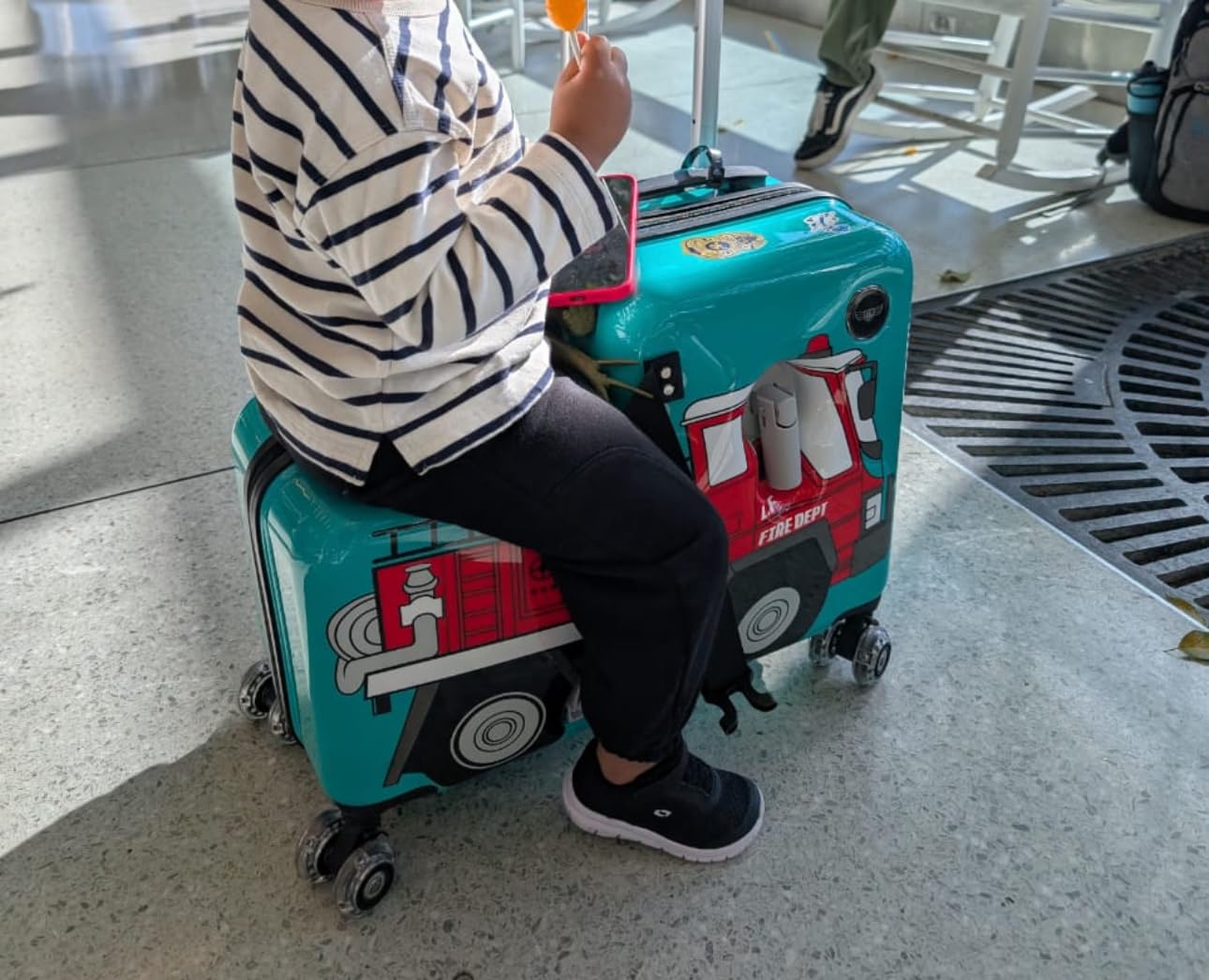 Younglingz LIL FLYER GO Version 2 Ride On Suitcase for Kids - Carry On Luggage with Toddler Seat, Foldable Handlebars, Pedals, and Removable Wheels customer photo 1