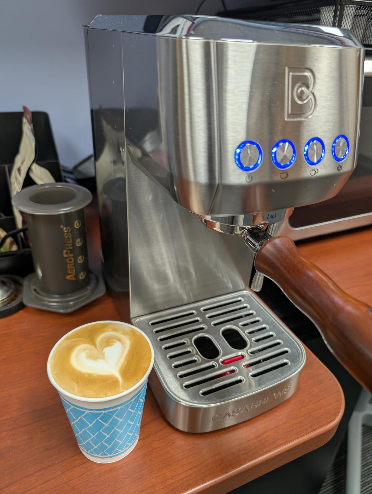 CASABREWS 3700 Essential Stainless Steel Espresso Machine with Steam Wand customer photo 2