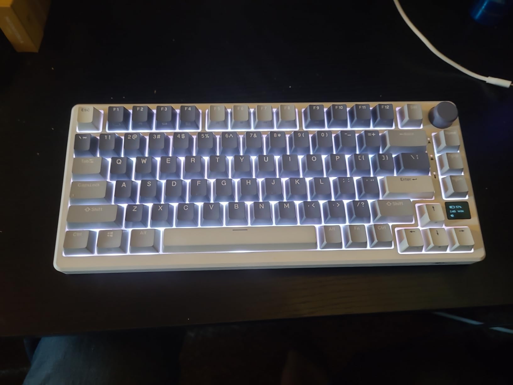 RK ROYAL KLUDGE M75 Mechanical Keyboard with OLED Smart Display and Volume Knob, 2.4G/USB-C/BT Gasket Mounted 75% Layout Wireless Gaming Keyboard with 81 Keys, RGB Backlit Hot-Swappable Red Switch customer photo 2