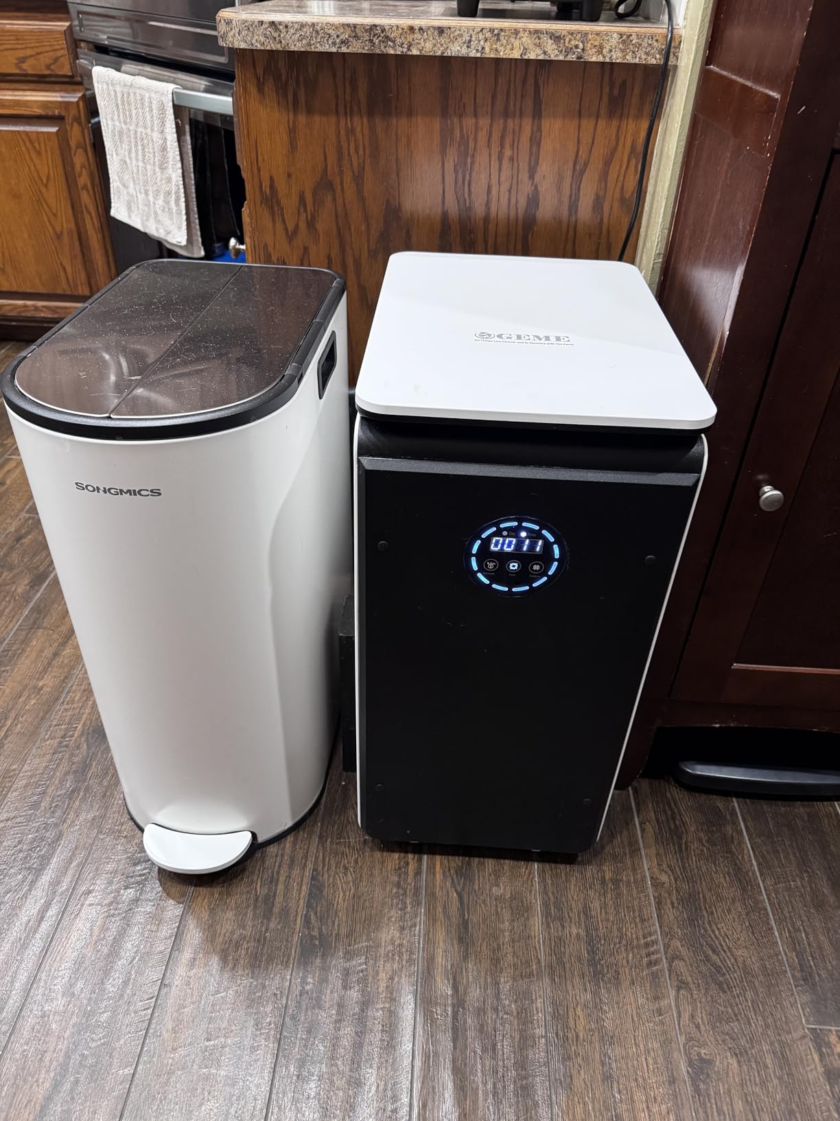 GEME PRO 19L Electric Composter Kitchen, Decomposes 11 Lbs Food Waste Daily customer photo 2