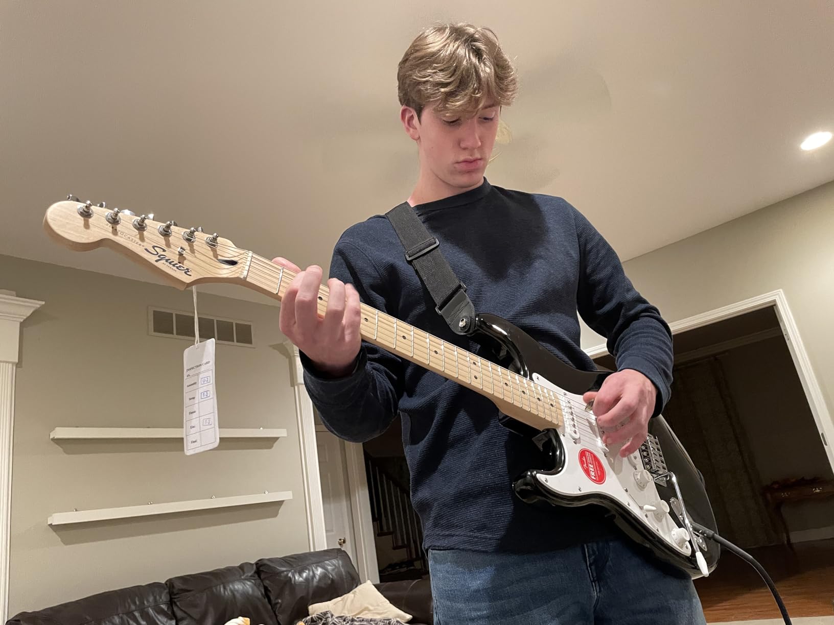 Squier Sonic Stratocaster Electric Guitar, with 2-Year Warranty, Black, Maple Fingerboard, White Pickguard, Left-Handed customer photo 1