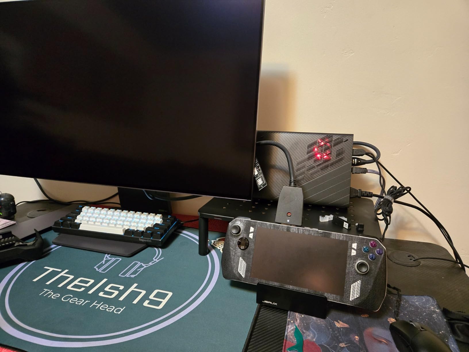 ASUS ROG XG Mobile (2023) External Graphics Card Docking Station for ROG Flow Series, GeForce RTX 4090, I/O Hub, 330W Power Adapter customer photo 1