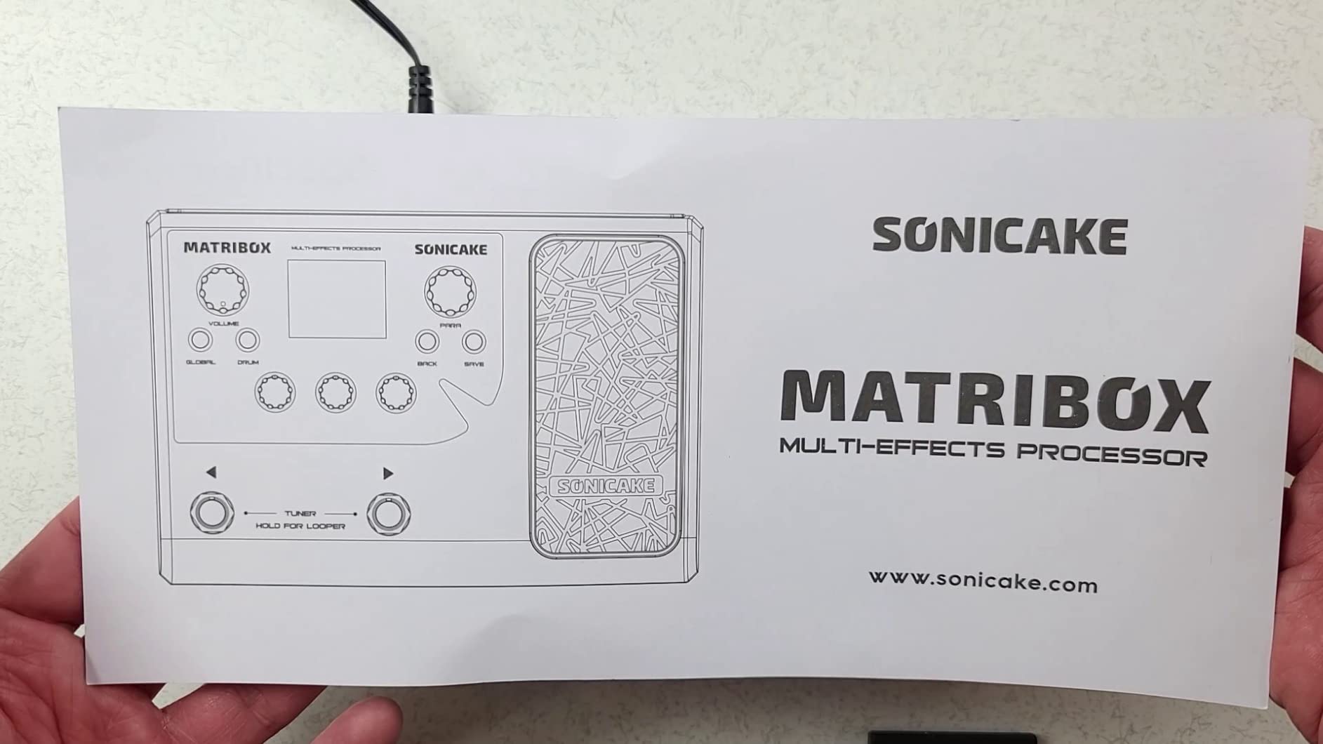 SONICAKE Matribox - Guitar Multi Effects Processor with Expression Pedal, With 130 Built-in Guitar/Bass/Acoustic Effects, Amp Modeling, IR Cabinets Simulation, Stereo OTG USB Audio Interface QME-50 customer photo 1