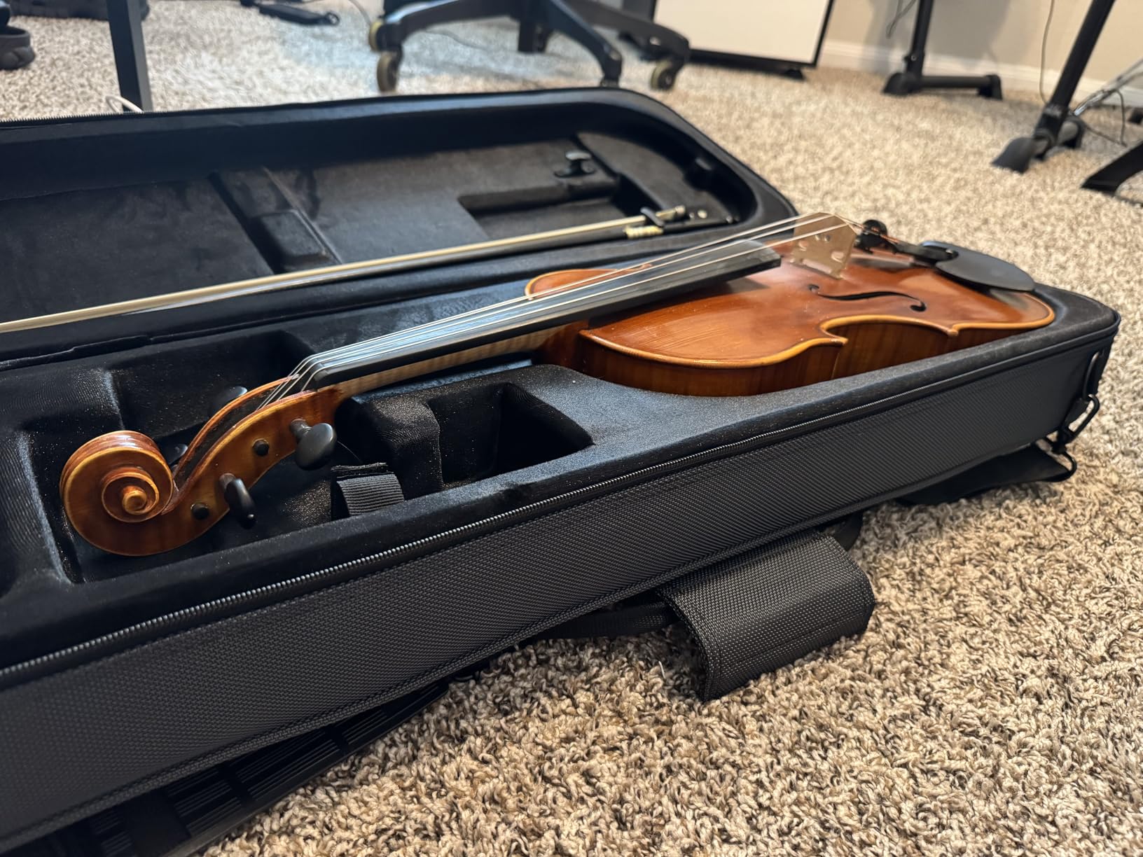 Gator Cases Adagio Series EPS Polyfoam Lightweight Case for 3/4 Sized Violin (GL-VIOLIN34-23) customer photo 1