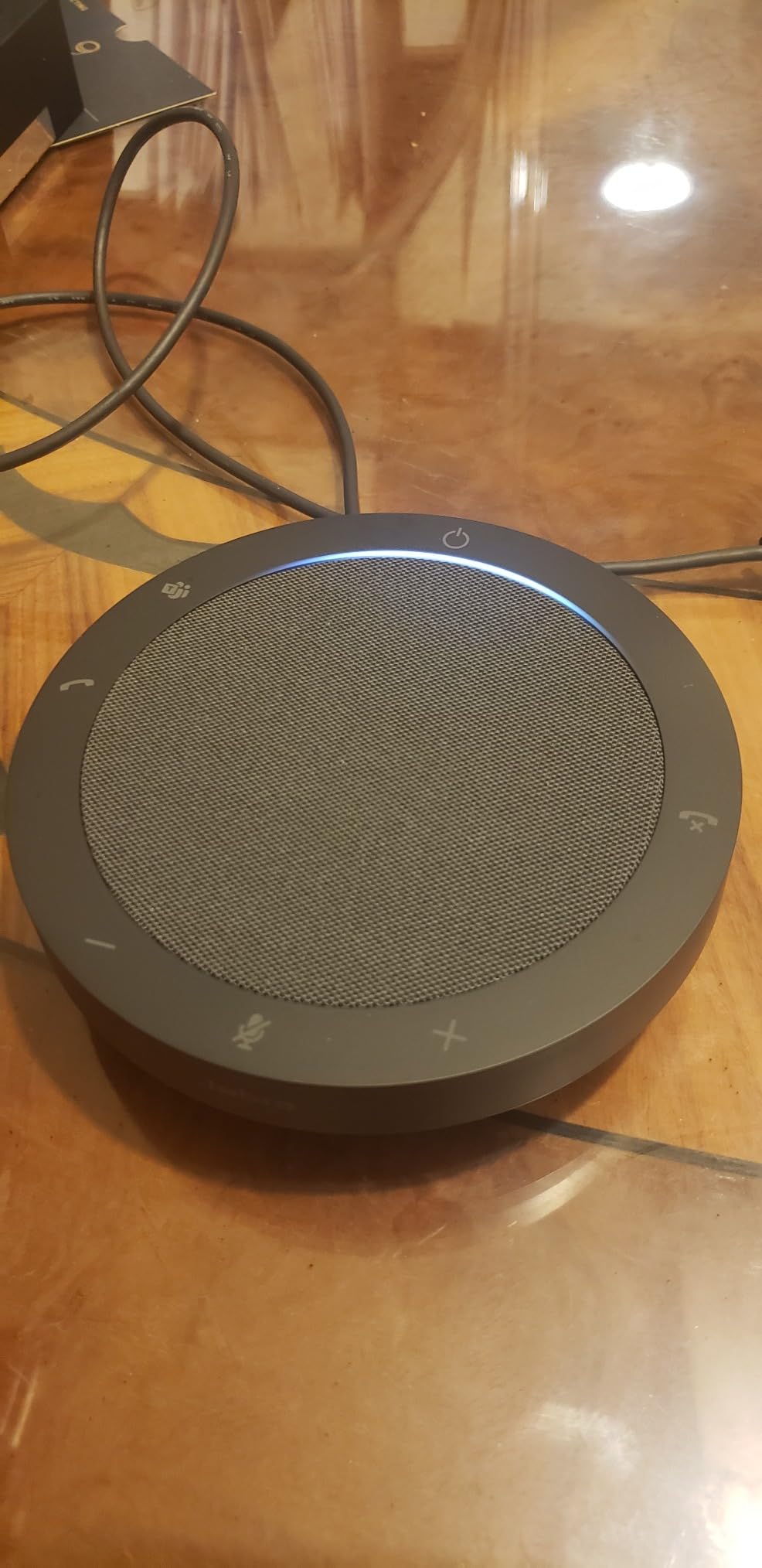 Jabra Speak2 40 Portable Speakerphone - 4 Noise-Cancelling Mics, 50mm Full Range Speakers with Wideband Audio for Clear Sound, USB-A/USB-C Connections - Certified Microsoft Teams Speaker - Dark Grey customer photo 1