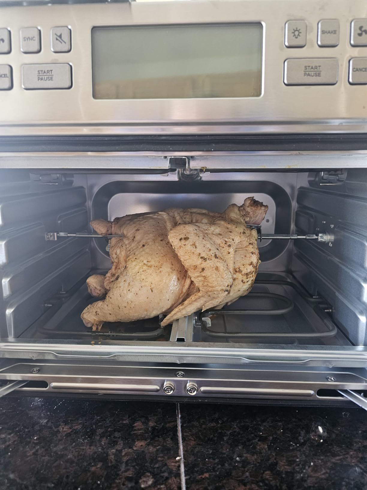Emeril Lagasse Dual Zone Technology 25QT Air Fryer Oven customer photo 1