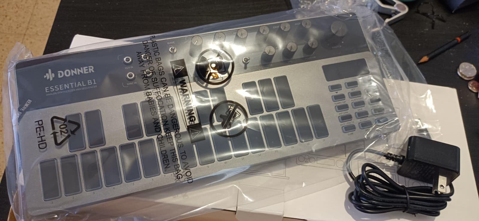 Analog Bass Synthesizer and Sequencer, Donner Essential B1 with Intuitive User Interface, 128 Patterns Memory, Saturation & Delay Effects, Make for Classic Acid Sound customer photo 1