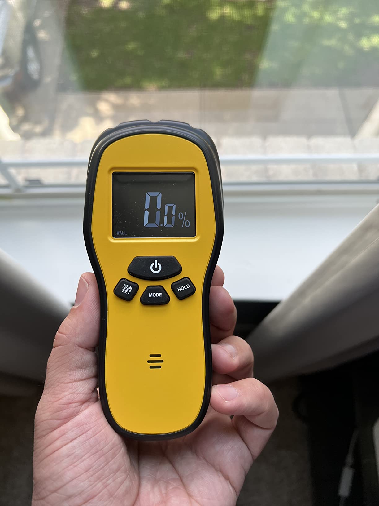 Pinless Moisture Meter, Digital Wood Moisture Meter for Lumber & Drywall | Digital Pinless Wood Moisture Detector with LCD Display for Woodworking, Lumber, Drywall, Firewood, Masonry & Concrete customer photo 2